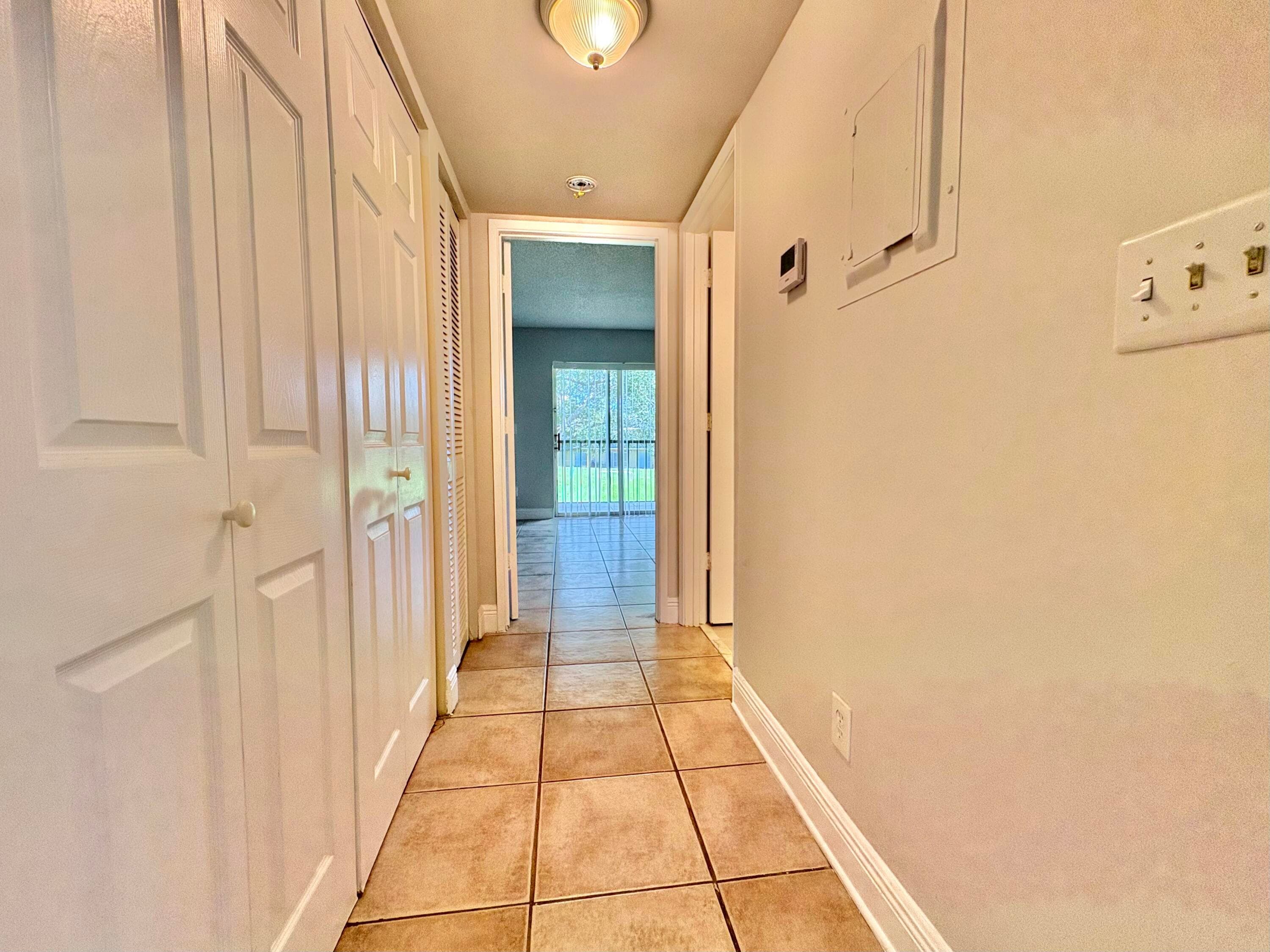 1830 W Meadows Circle 1830, Boynton Beach, FL 33436 — photo 12 of 40