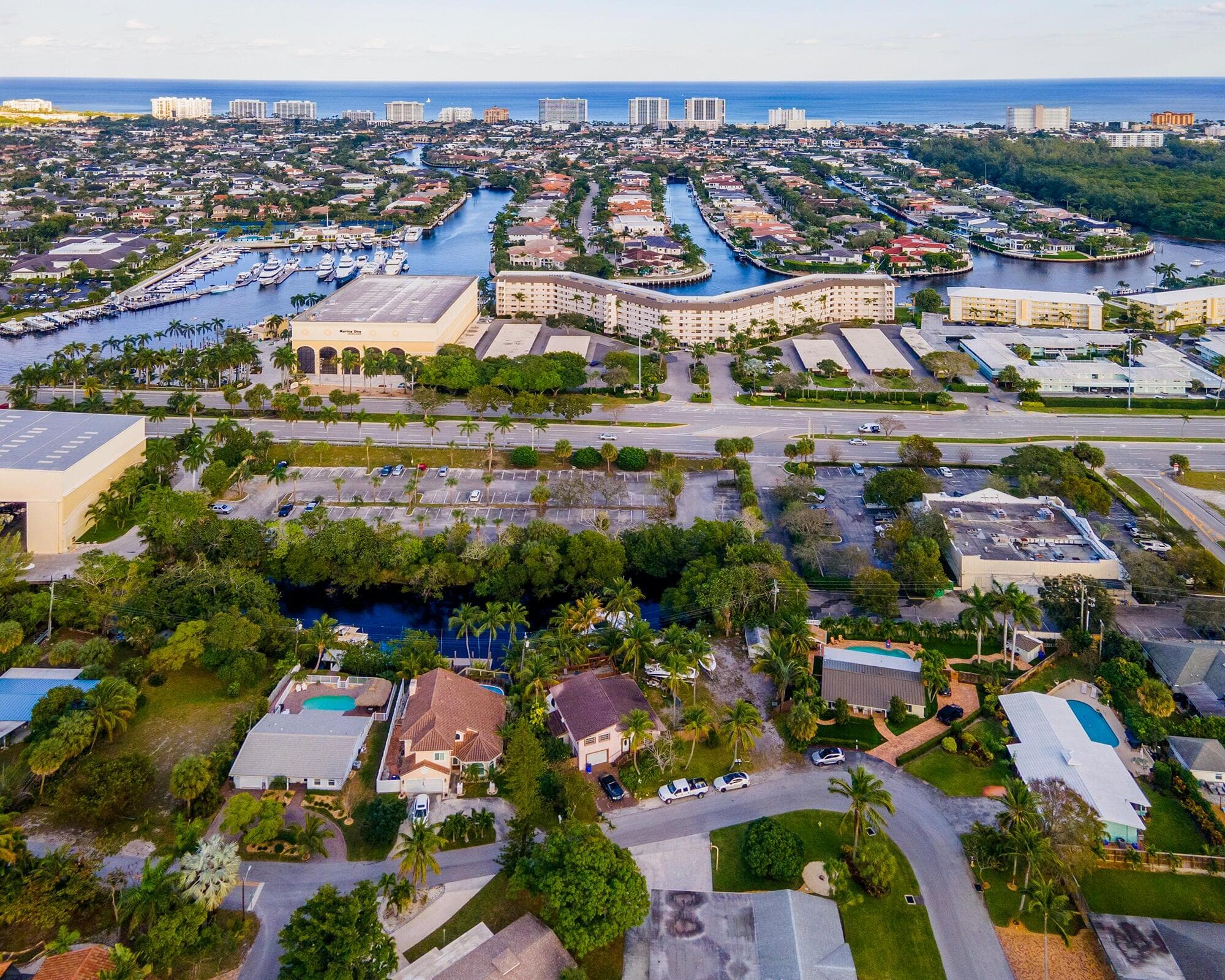 462 NE 9th Avenue NE, Deerfield Beach, FL 33441 — photo 11 of 14