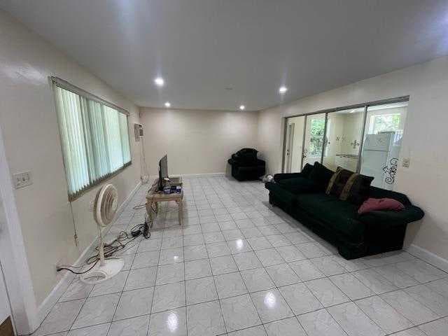 330 Long Island Avenue, Fort Lauderdale, FL 33312 — photo 8 of 15