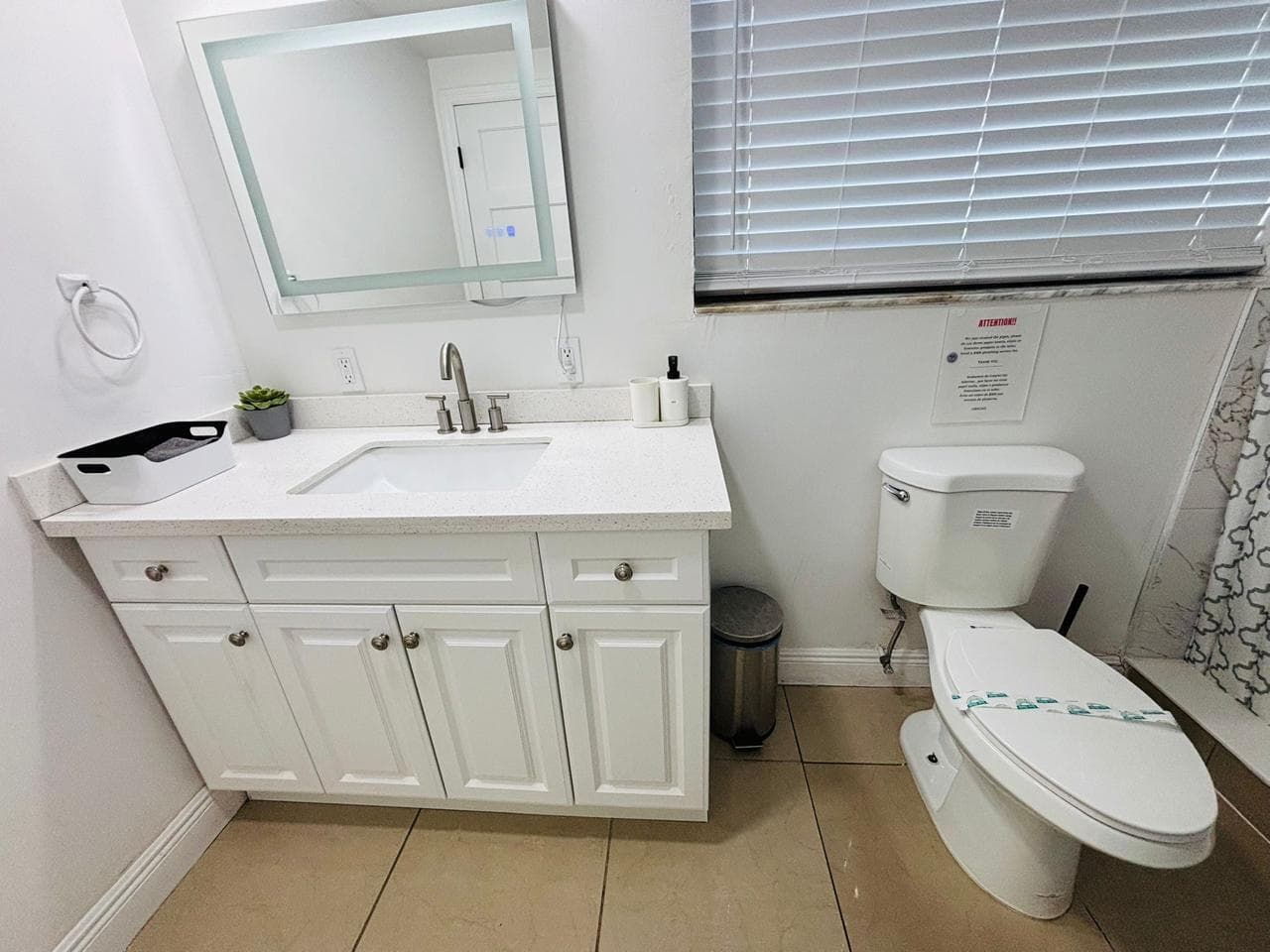 2010 NE 1st Avenue, Pompano Beach, FL 33060 — photo 10 of 34