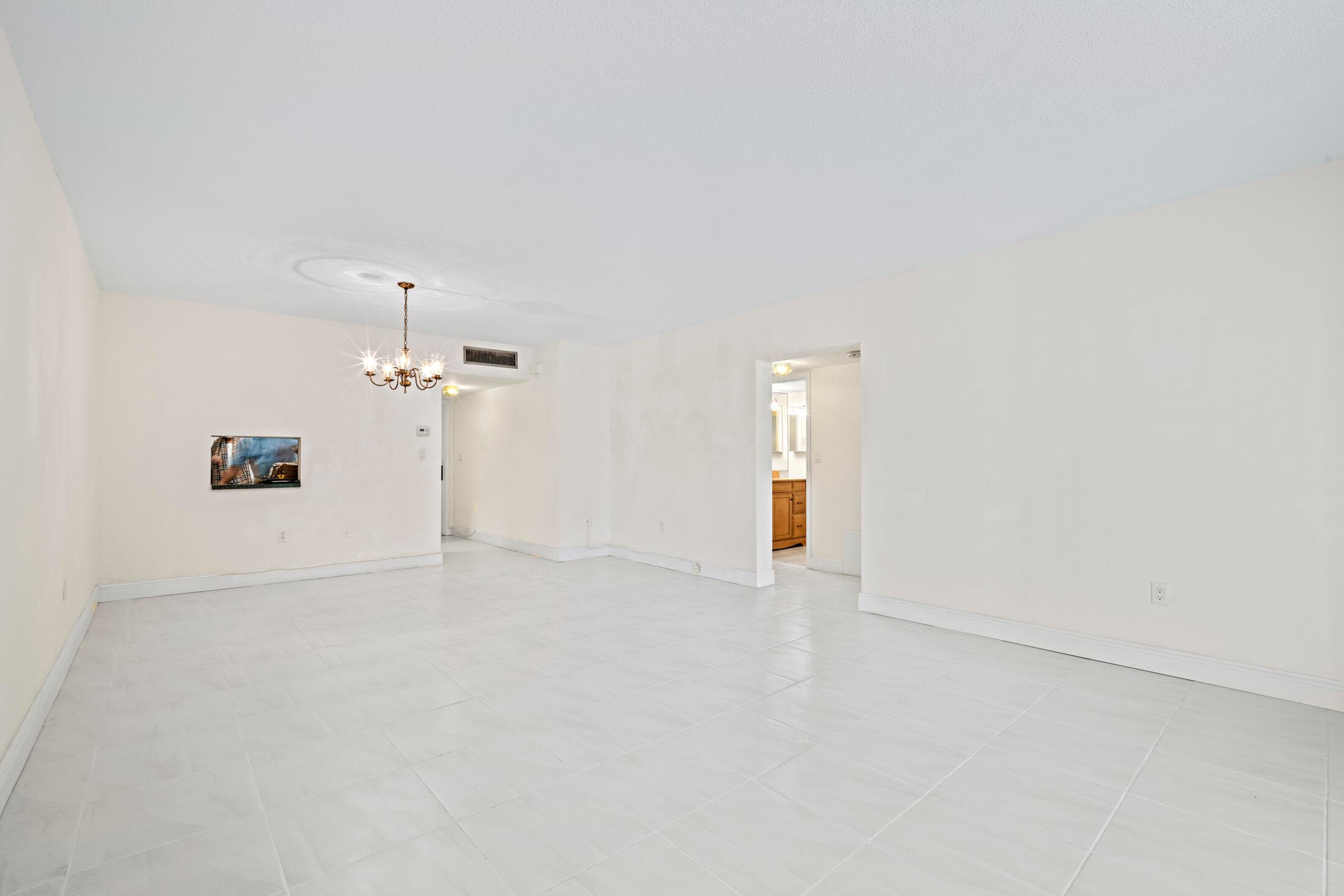200 E Royal Palm Road 2110, Boca Raton, FL 33432 — photo 9 of 36