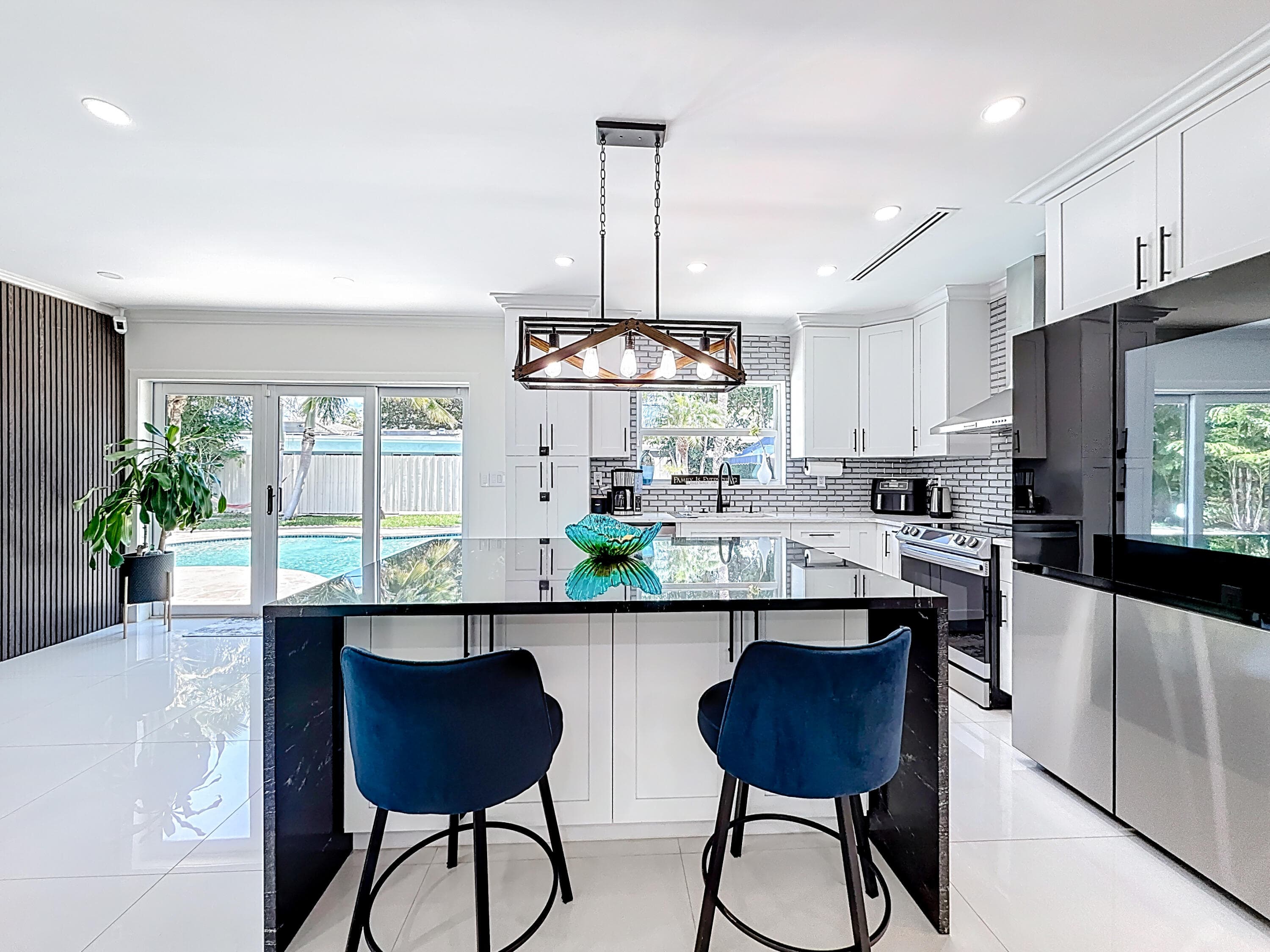 2601 NE 18th Street, Pompano Beach, FL 33062 — photo 19 of 76