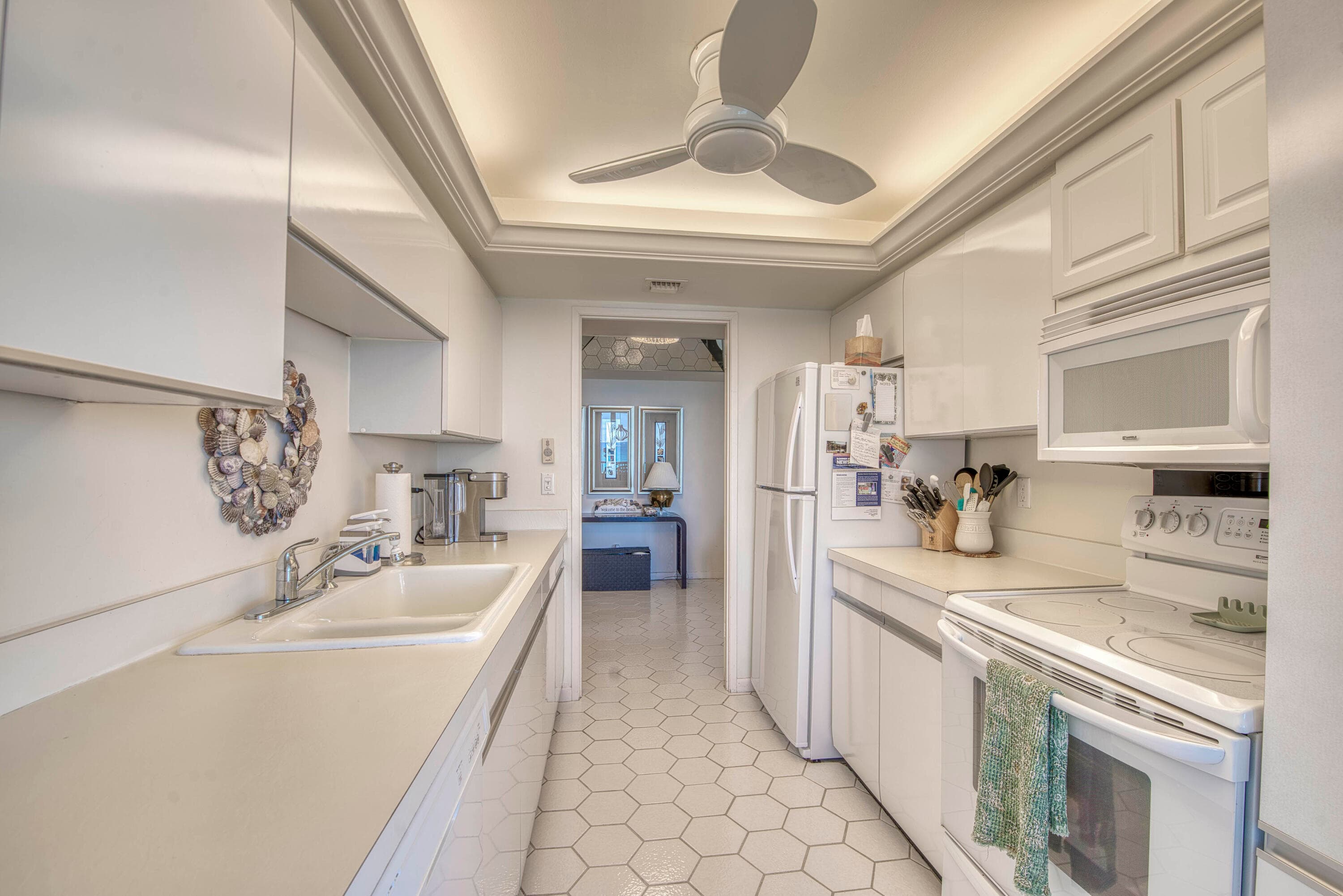 5540 N Ocean Drive 7a, Singer Island, FL 33404 — photo 17 of 26