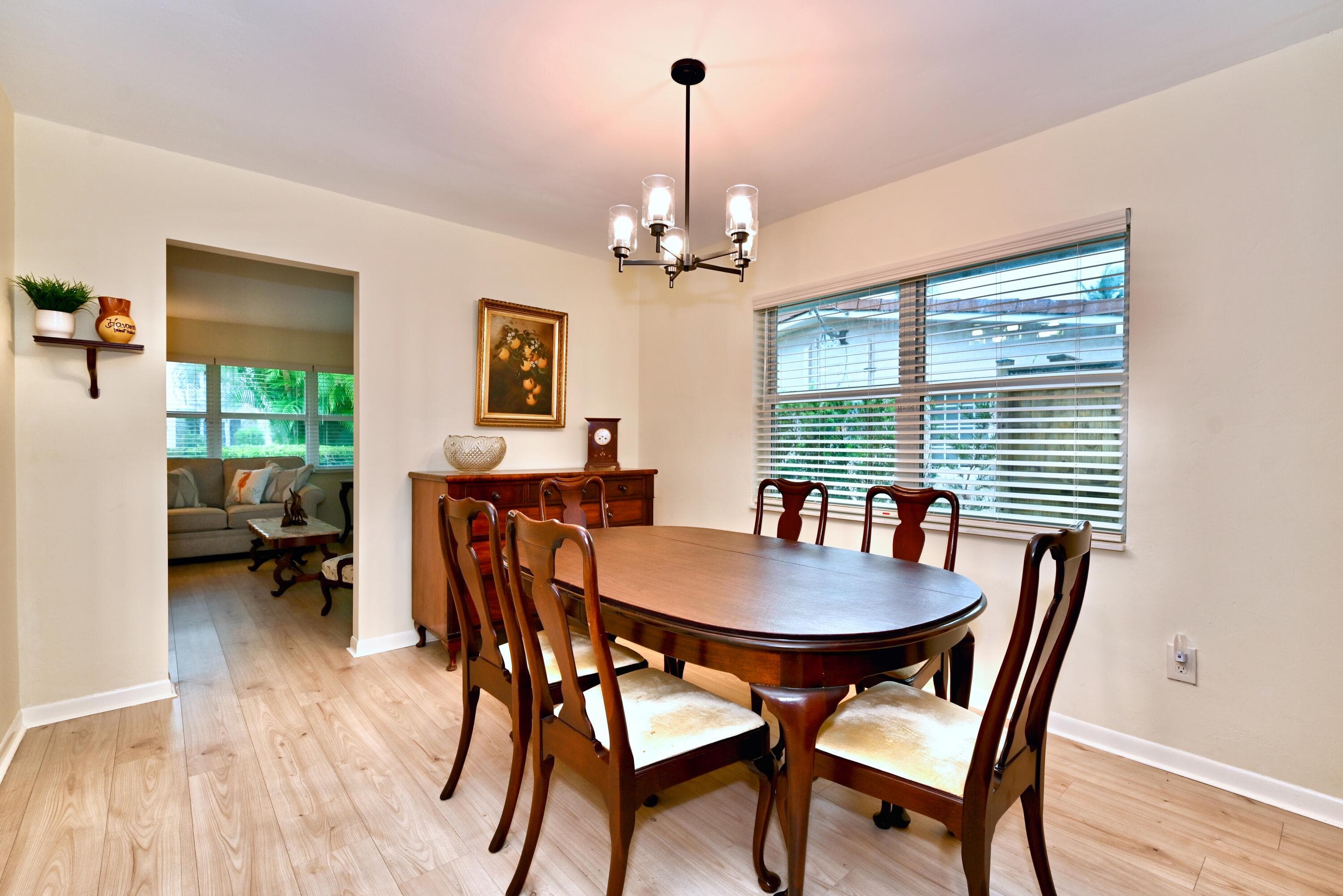 129 Alhambra Place, West Palm Beach, FL 33405 — photo 10 of 41
