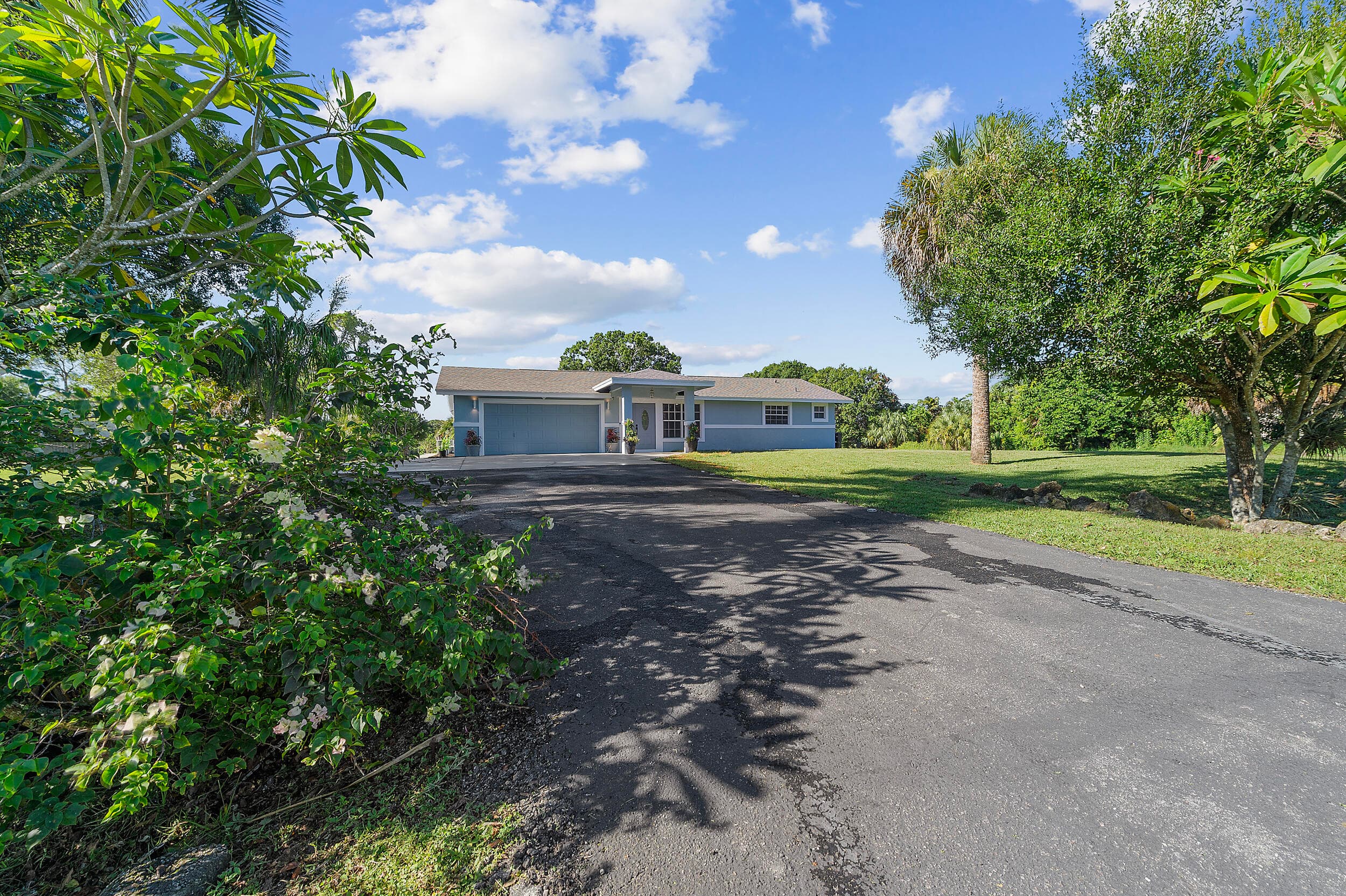 18682 49th Street N, Loxahatchee, FL 33470 — photo 3 of 38