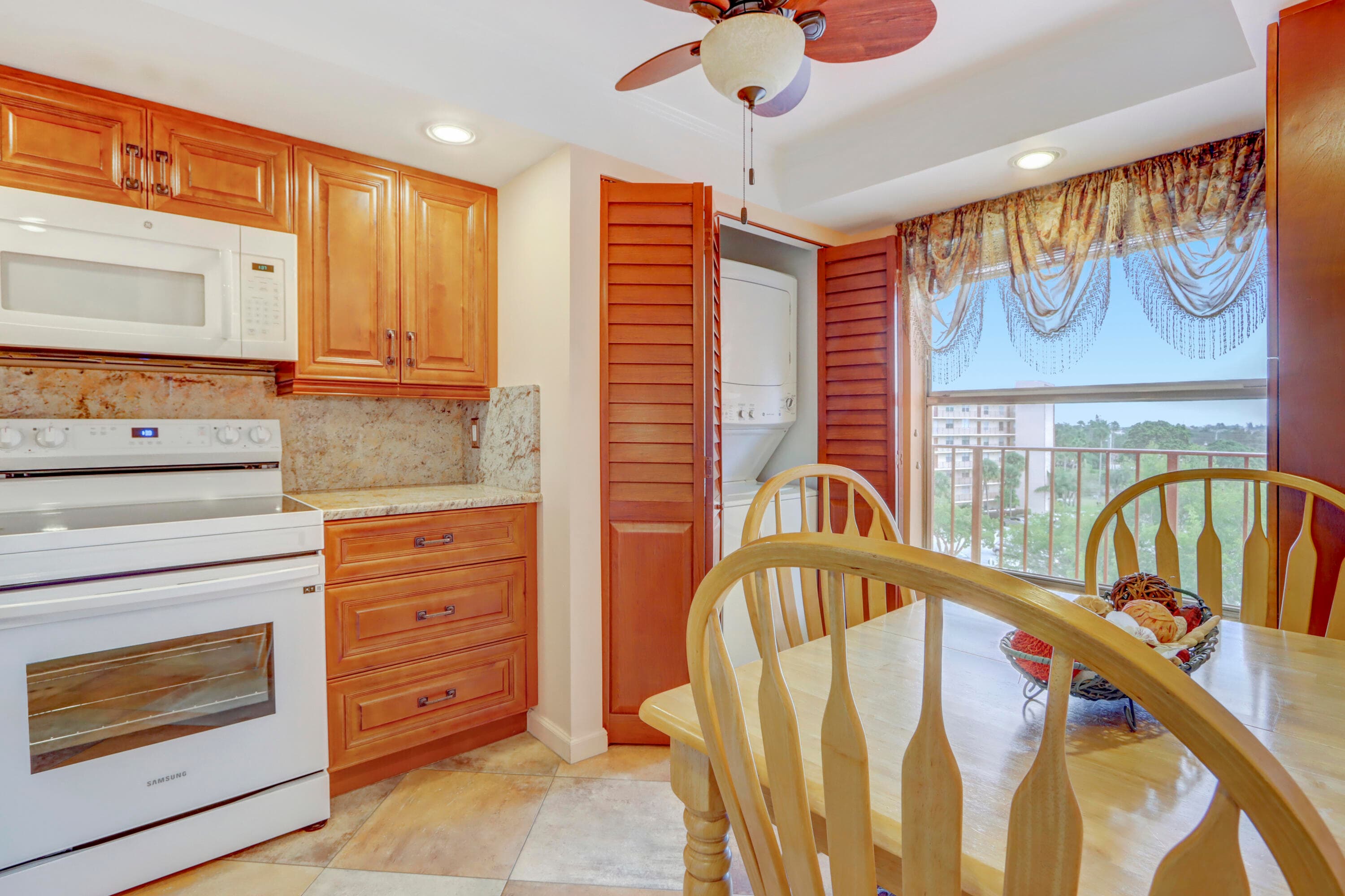 14575 Bonaire Boulevard 601, Delray Beach, FL 33446 — photo 8 of 31