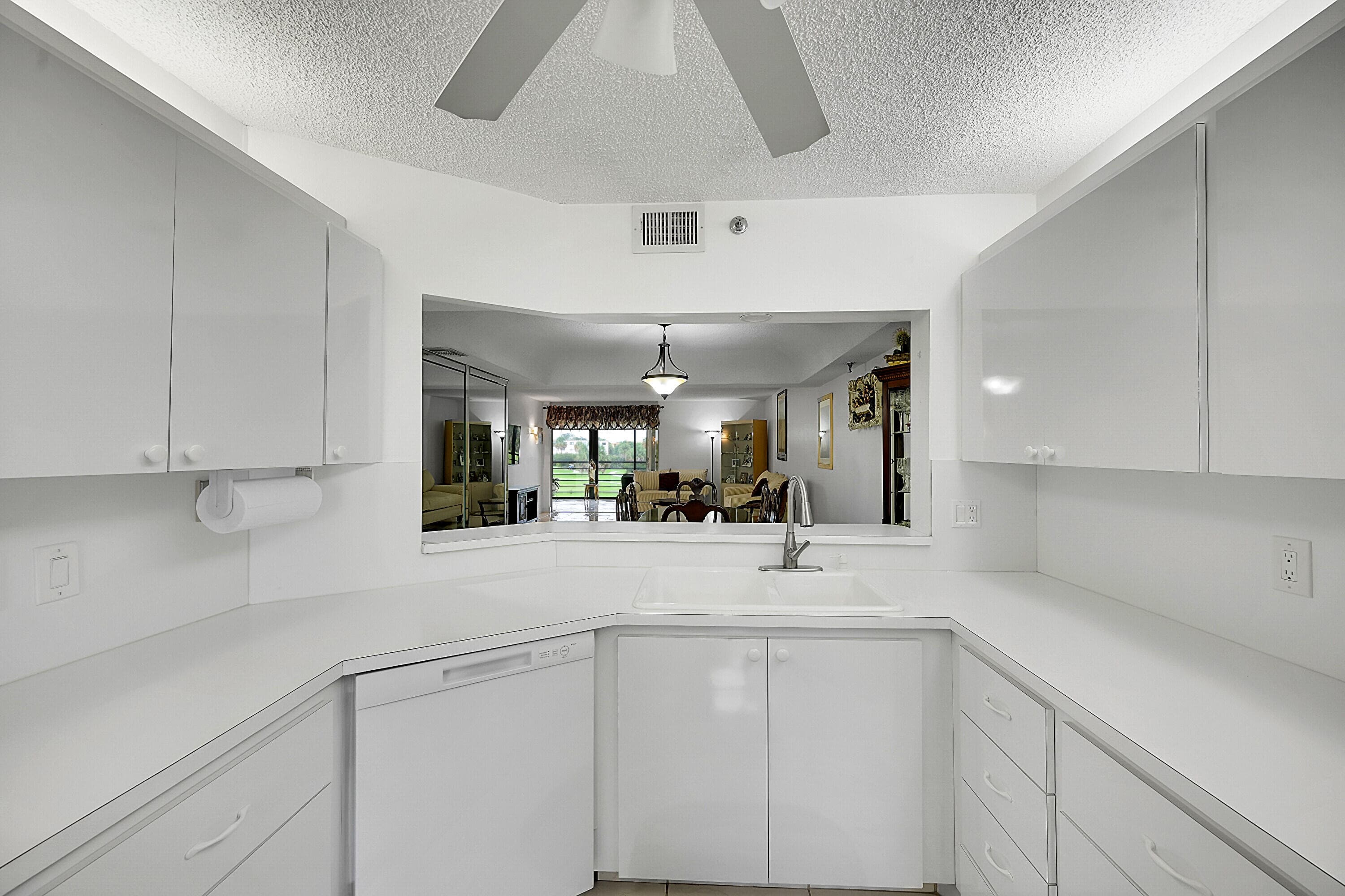 9165 SW 14th Street 1304, Boca Raton, FL 33428 — photo 8 of 38