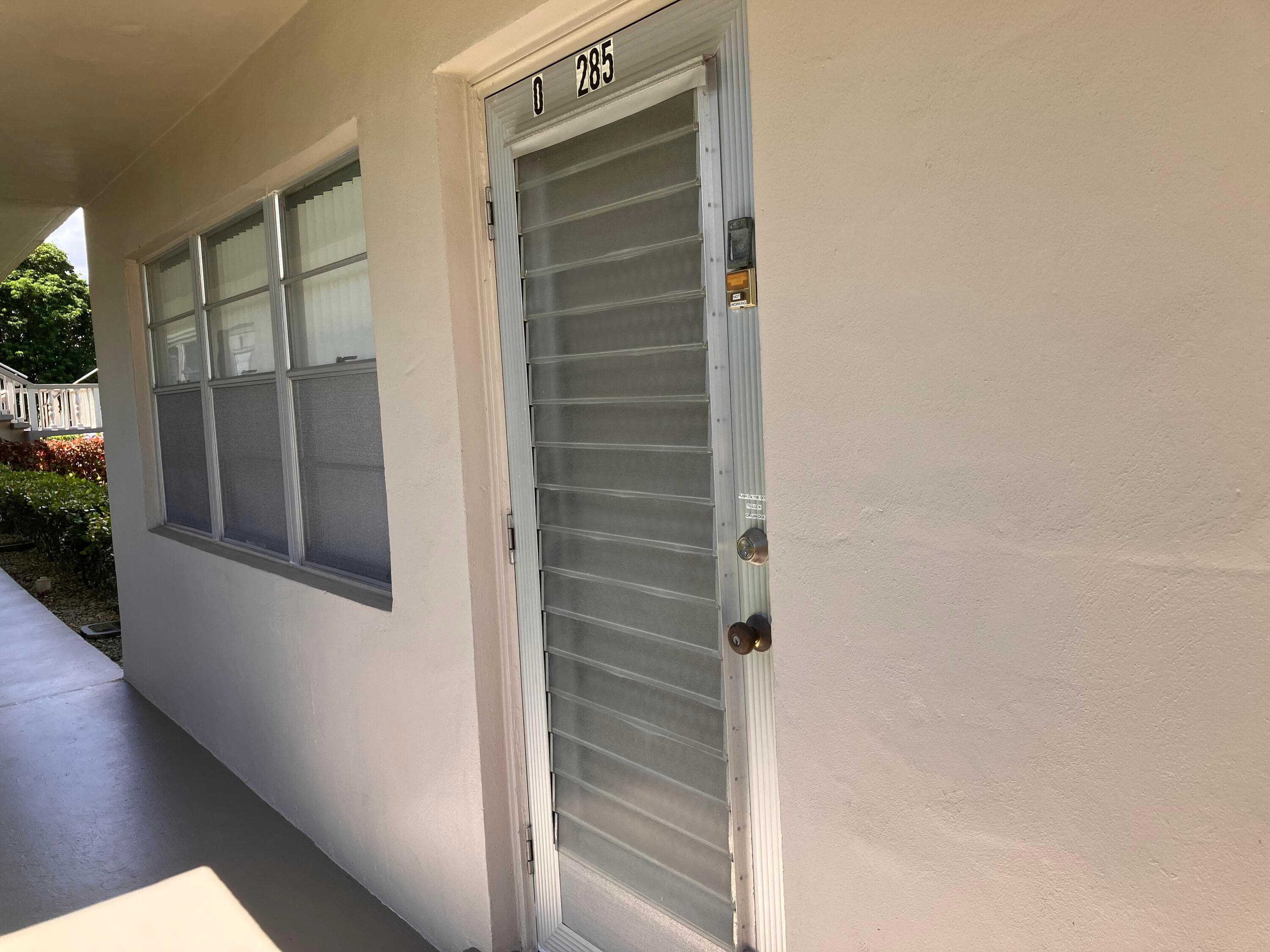285 Northampton O, West Palm Beach, FL 33417 — photo 3 of 26
