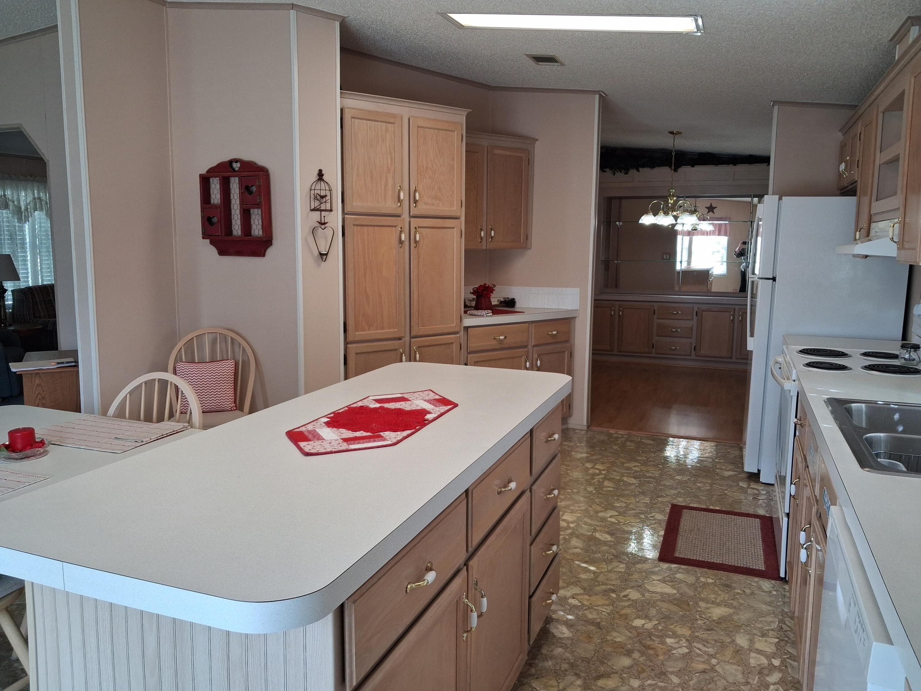 1555 SW 35 Circle, Okeechobee, FL 34974 — photo 6 of 39