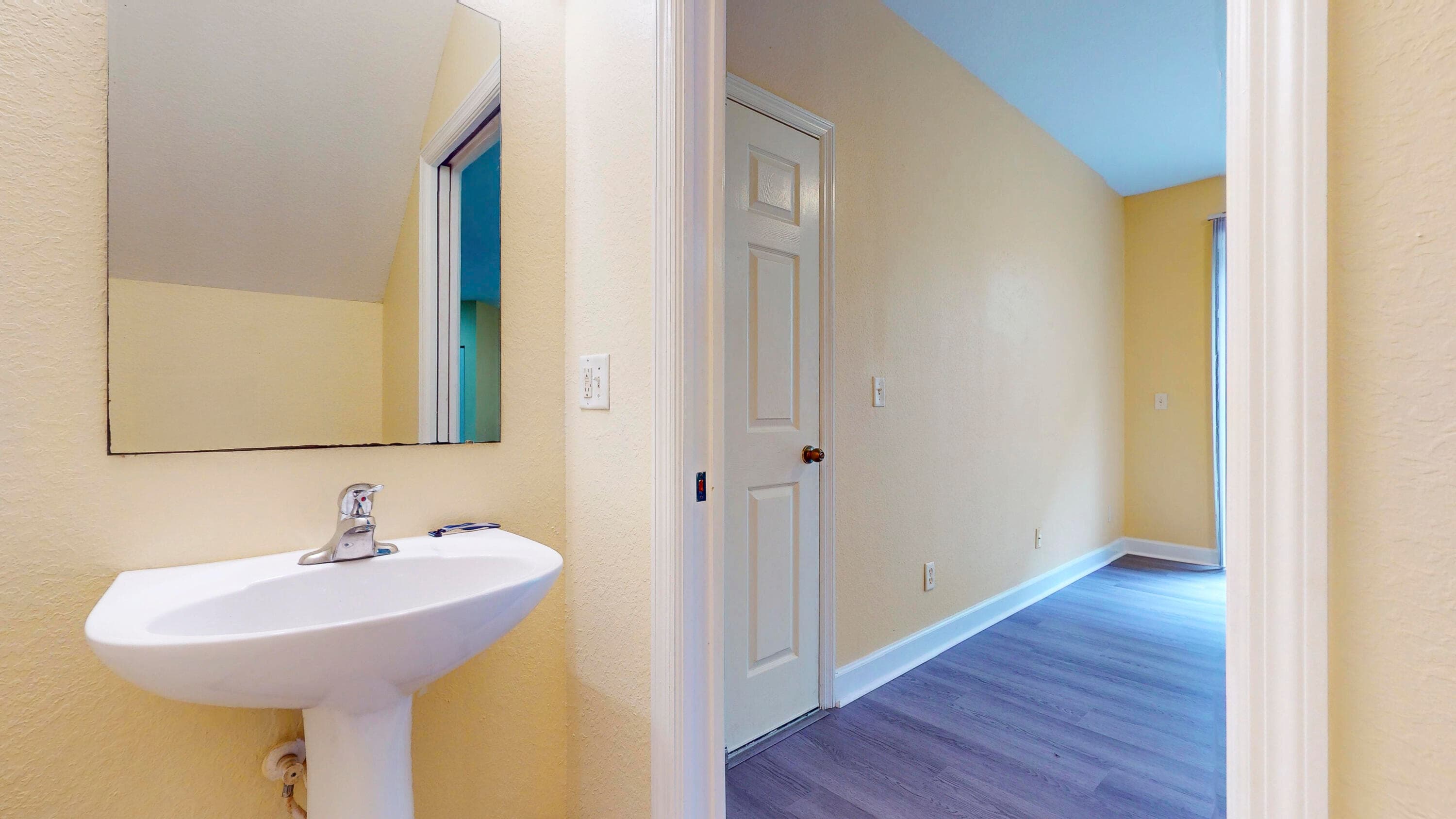 2558 SE Pineland Drive, Port St. Lucie, FL 34952 — photo 8 of 37