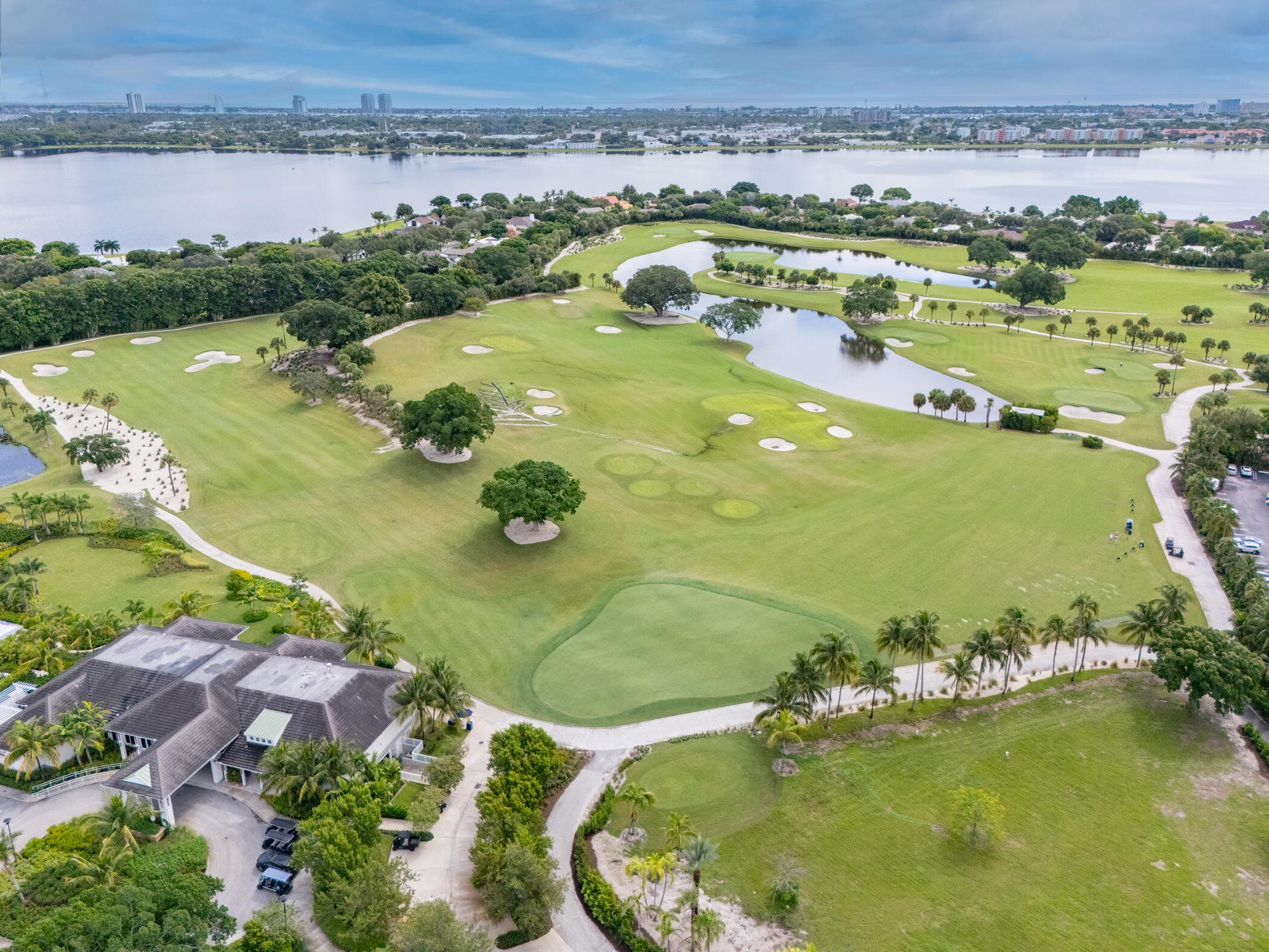 2400 Presidential Way 801, West Palm Beach, FL 33401 — photo 2 of 42