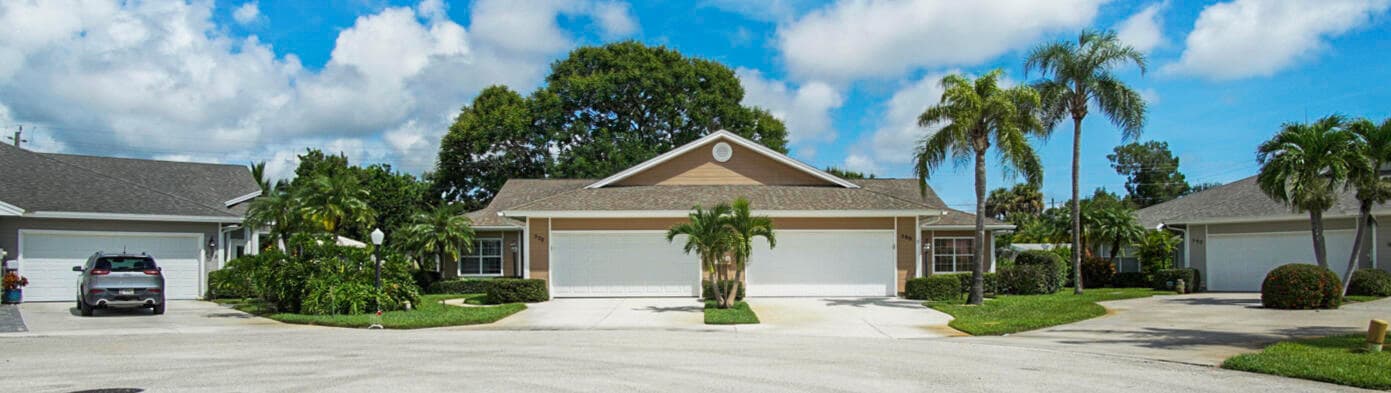 580 W Pointe Court SW, Vero Beach, FL 32962 — photo 30 of 35