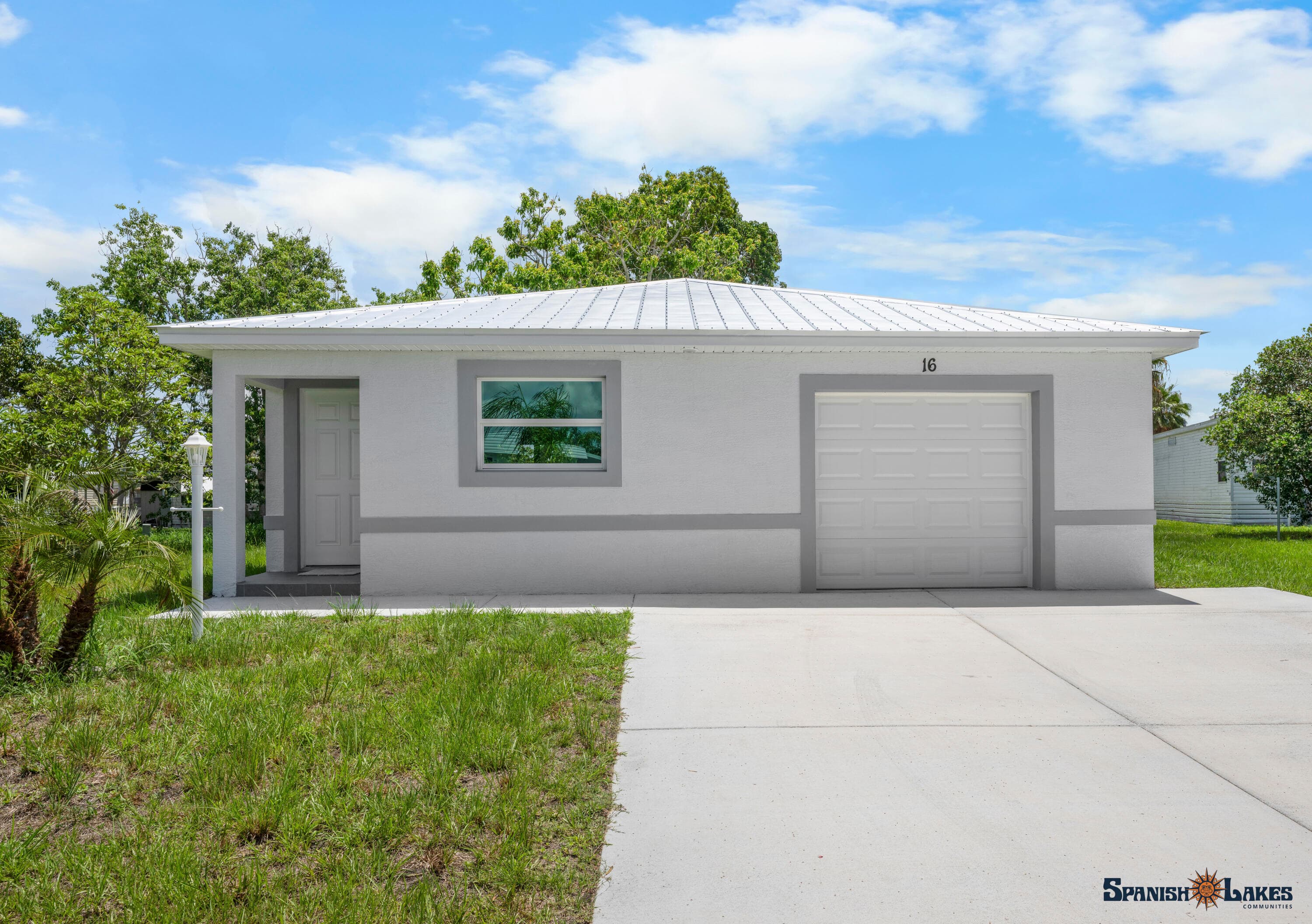 4 Rio De Palmas, Fort Pierce, FL 34951 — photo 1 of 22