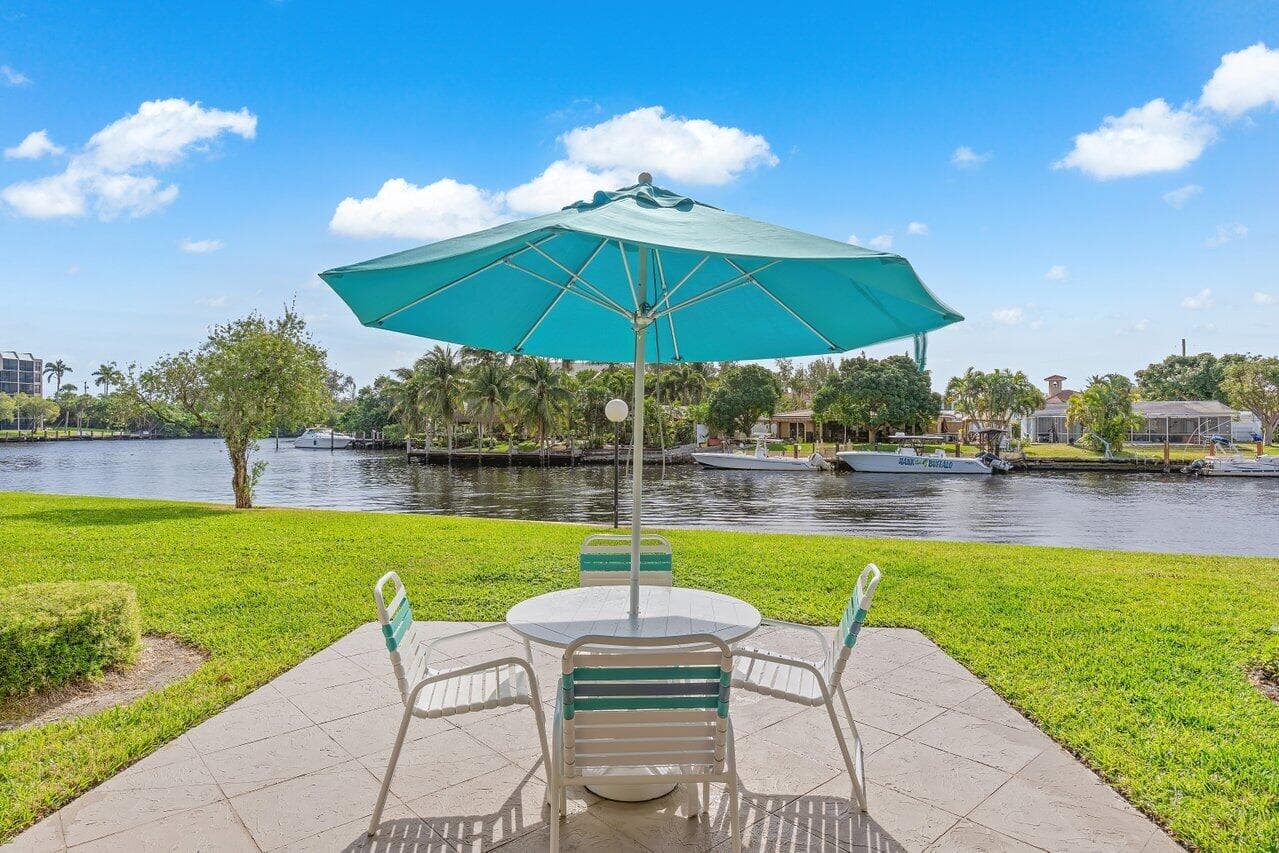 13 Royal Palm Way 602, Boca Raton, FL 33432 — photo 32 of 43