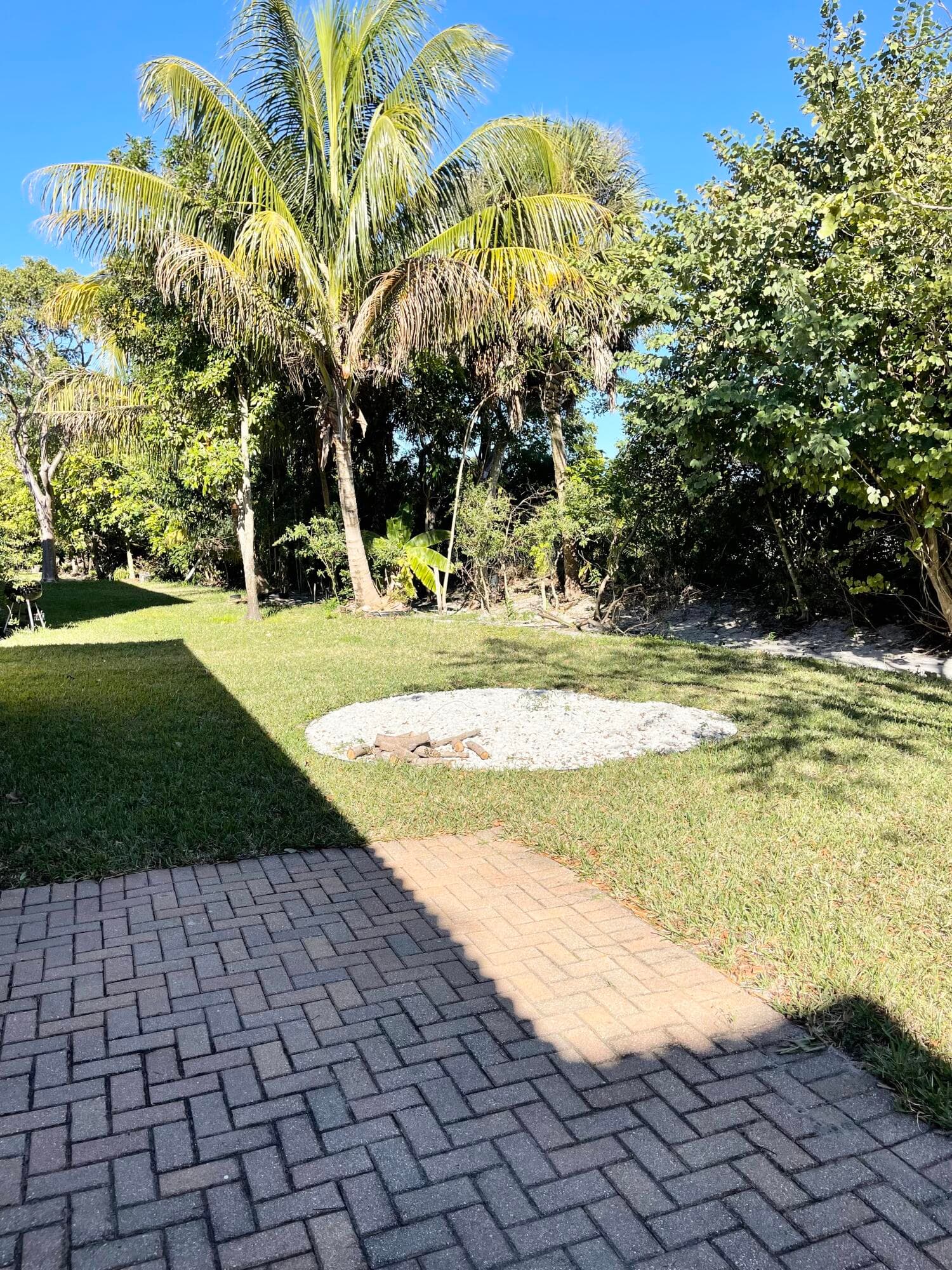 870 Gazetta Way, West Palm Beach, FL 33413 — photo 7 of 19