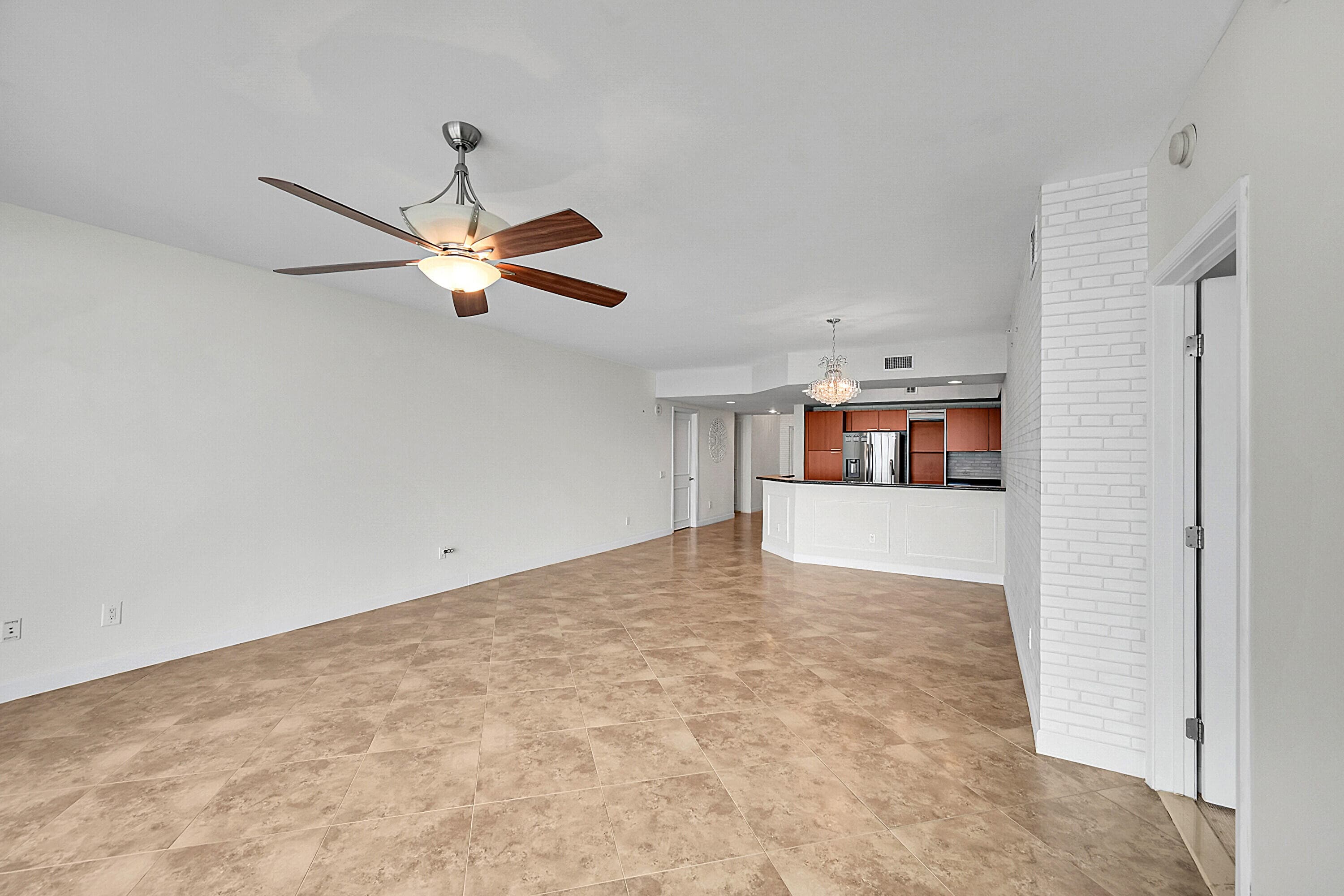 2640 Lake Shore Drive 2011, Riviera Beach, FL 33404 — photo 18 of 68