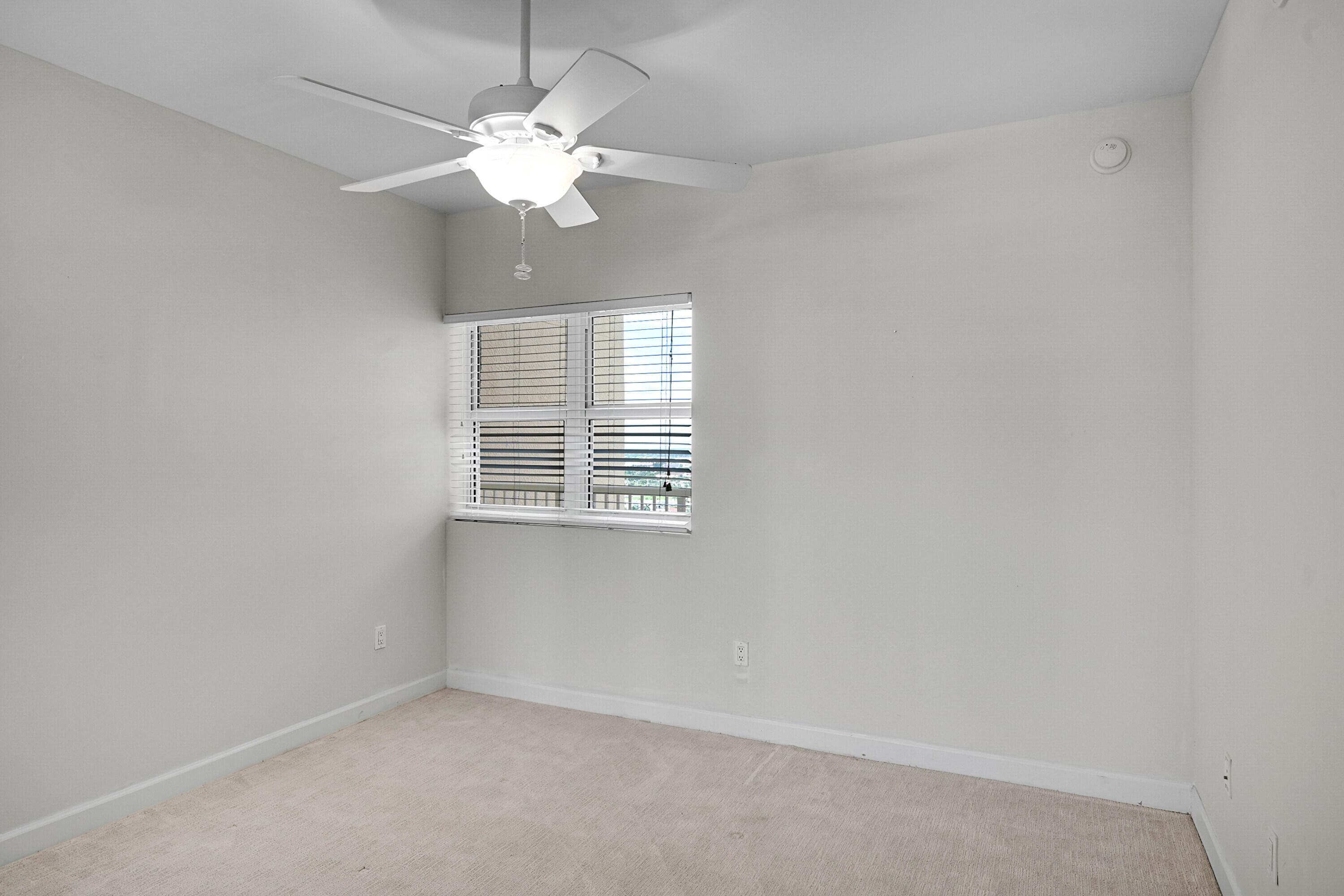 2640 Lake Shore Drive 2011, Riviera Beach, FL 33404 — photo 39 of 68
