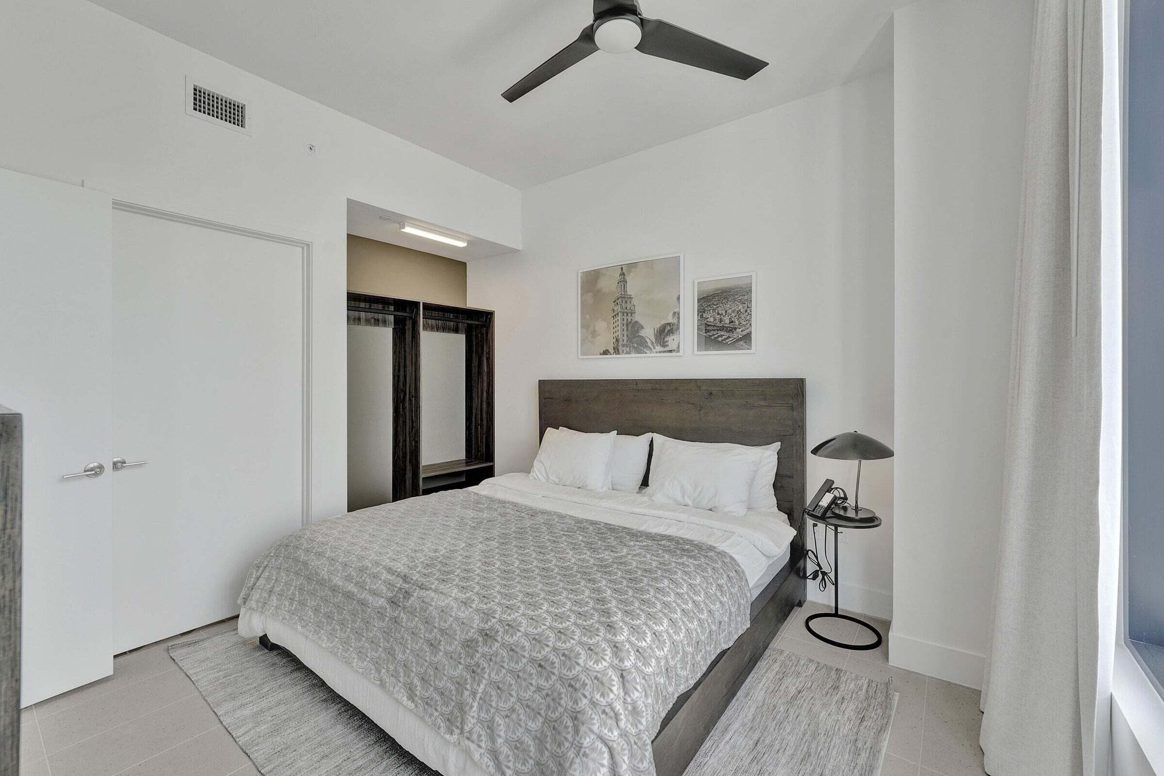 159 NE 6th Street 4813, Miami, FL 33132 — photo 12 of 35