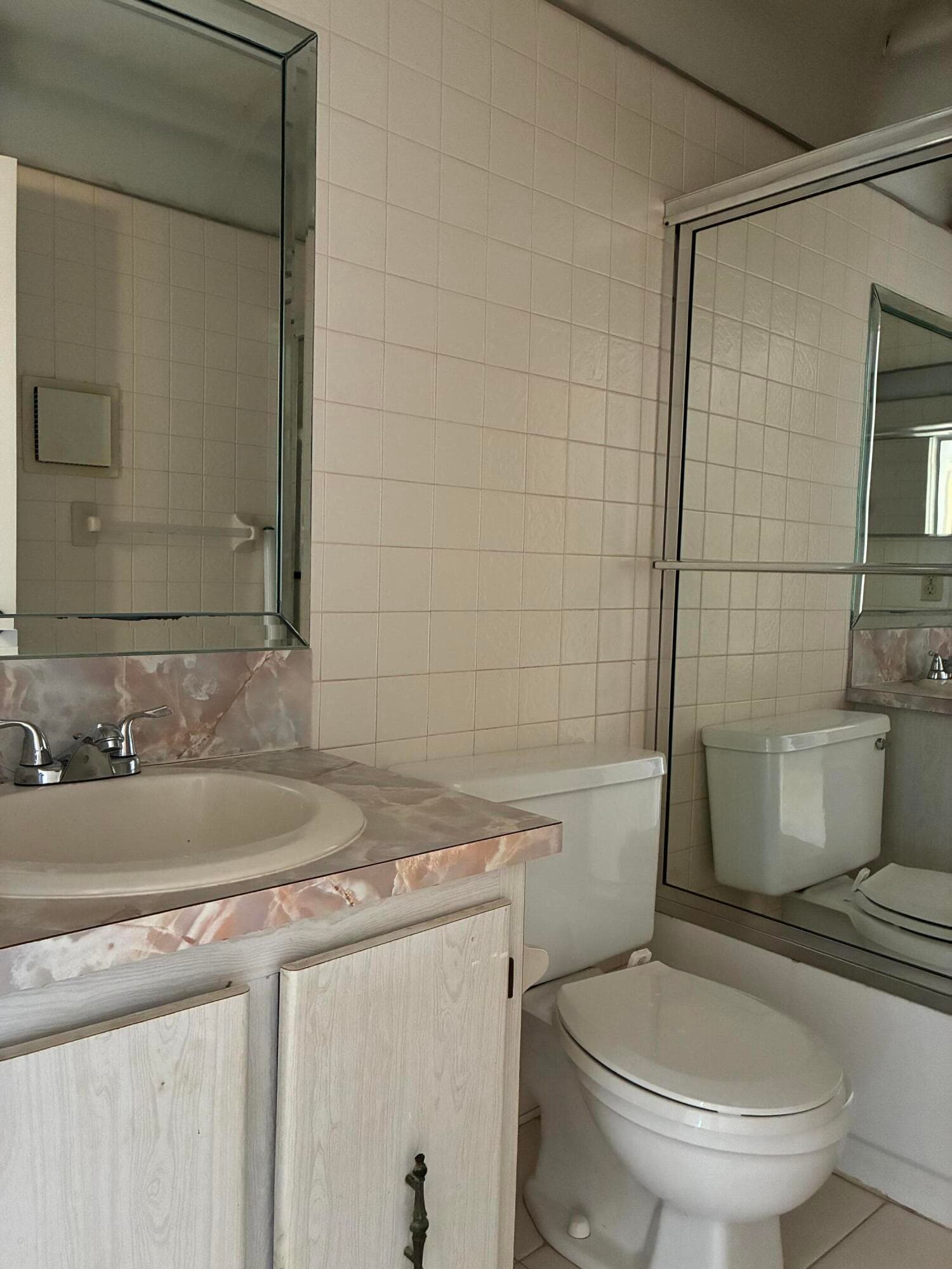 574 Burgundy L 574, Delray Beach, FL 33484 — photo 14 of 55