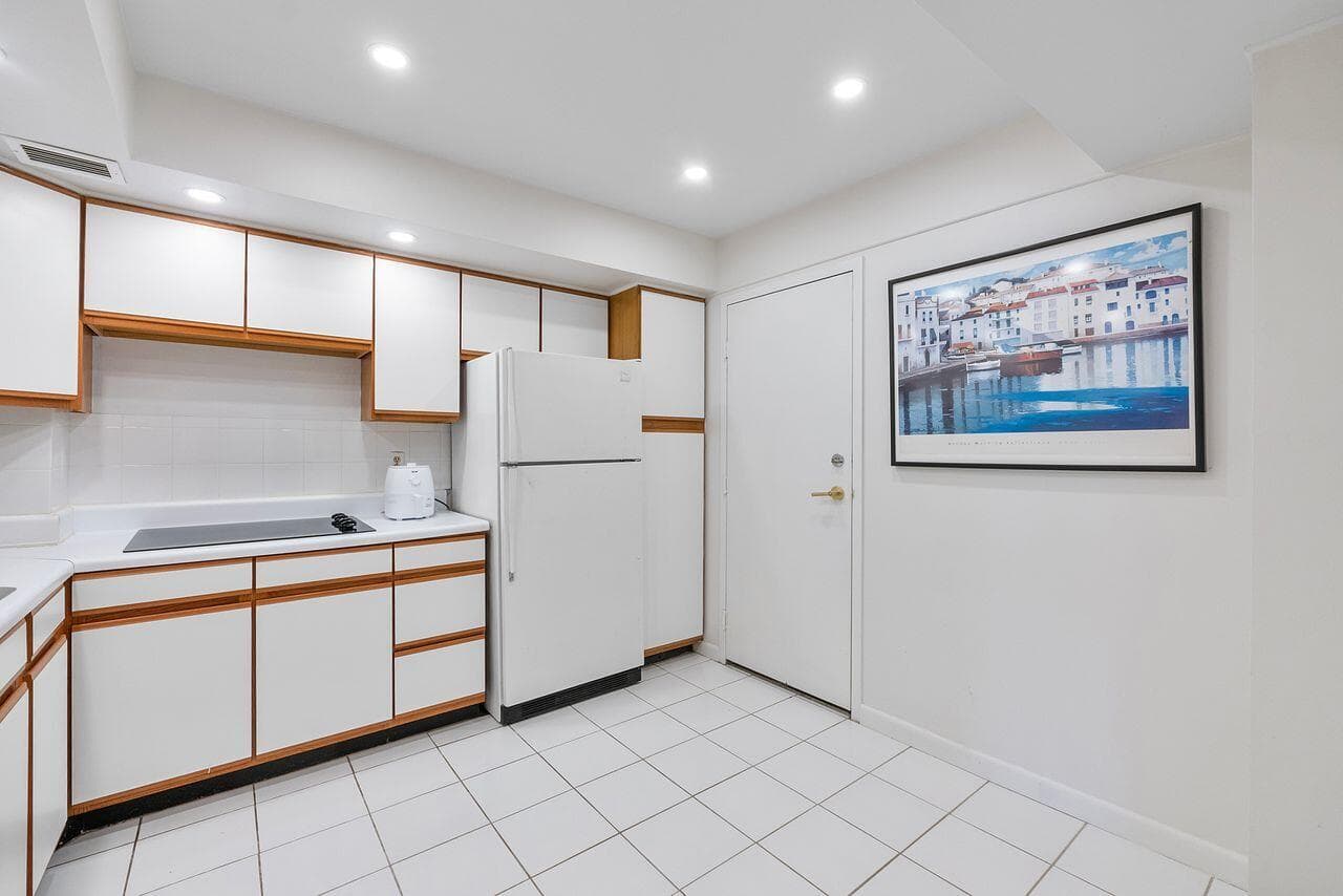3450 S Ocean Boulevard 118, Palm Beach, FL 33480 — photo 10 of 39