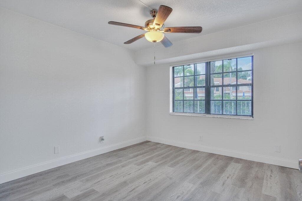 17388 Boca Club Boulevard 201, Boca Raton, FL 33487 — photo 18 of 44