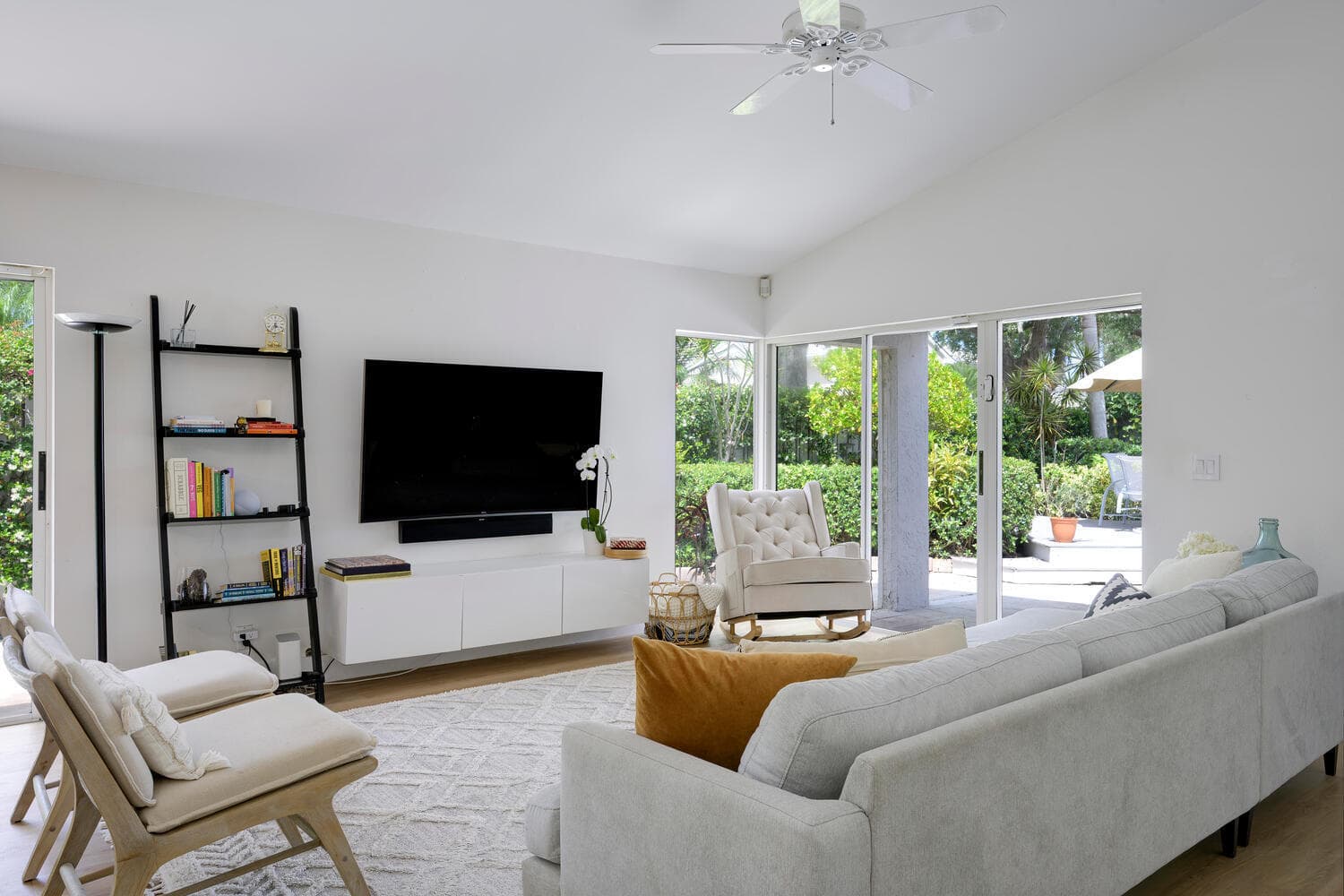 32 Admirals Court, Palm Beach Gardens, FL 33418 — photo 1 of 26