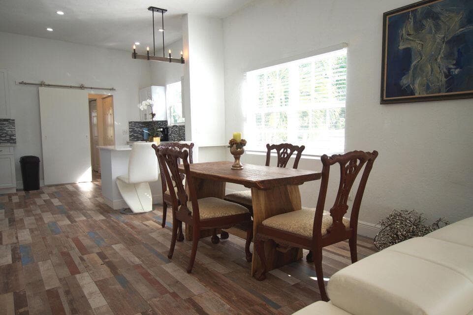331 NW 1st Avenue, Boynton Beach, FL 33435 — photo 5 of 36