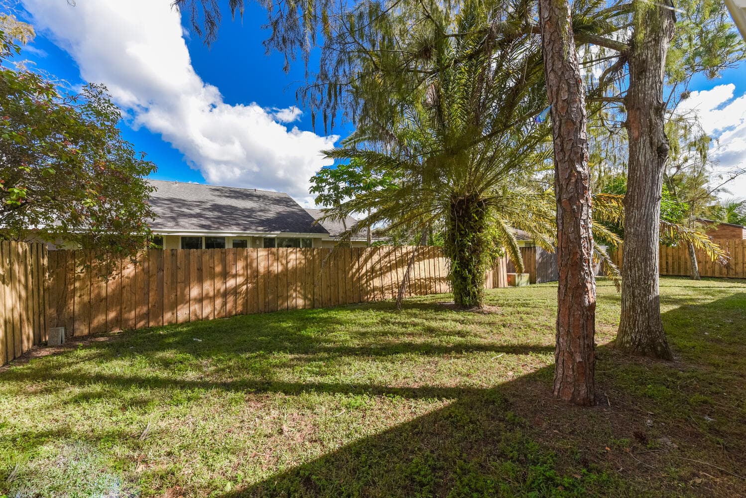 916 Daffodil Drive, Wellington, FL 33414 — photo 25 of 32