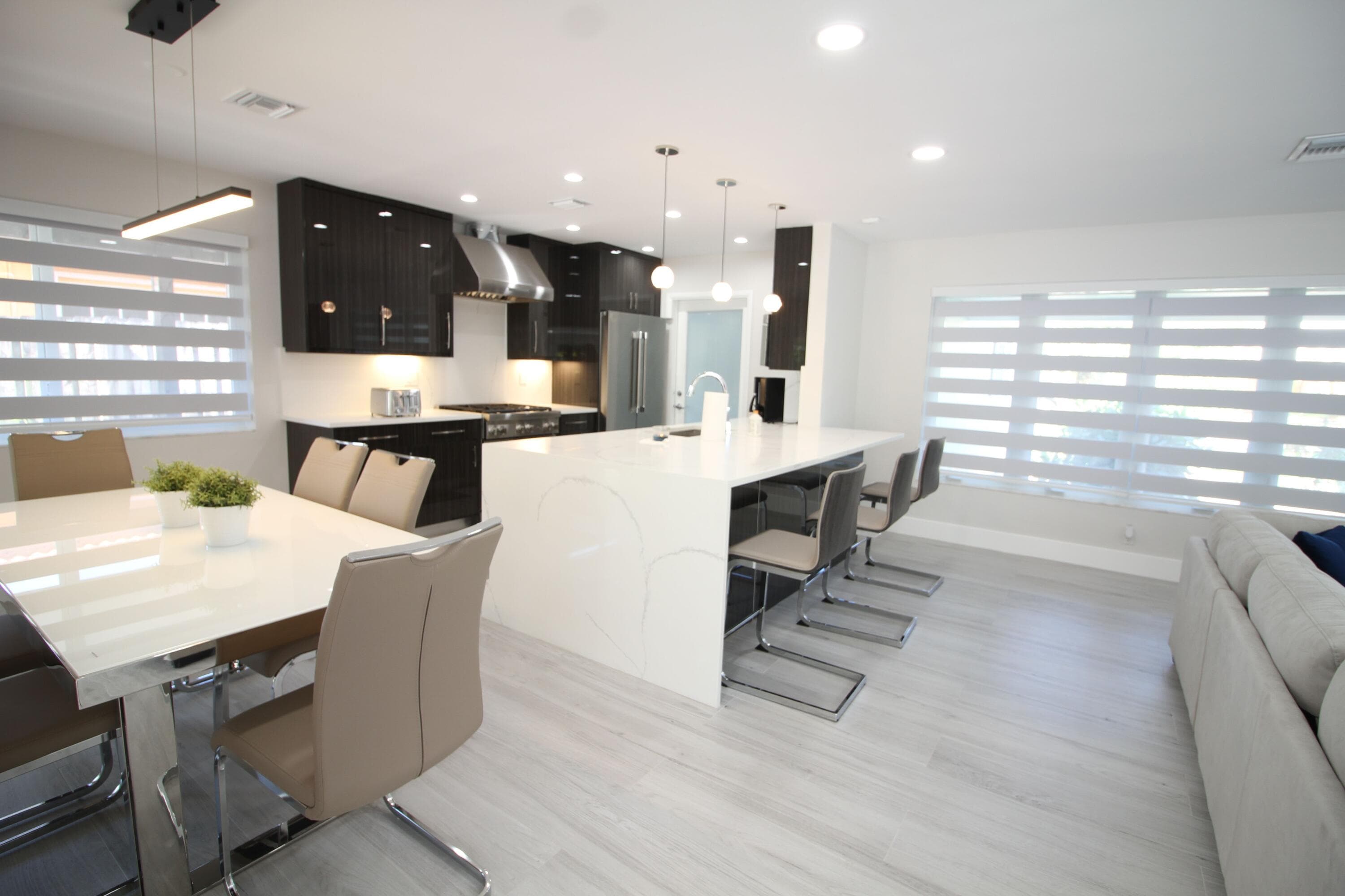 2548 SE 14th Street E 2548 Se 14th St, Pompano Beach, FL 33062 — photo 11 of 131