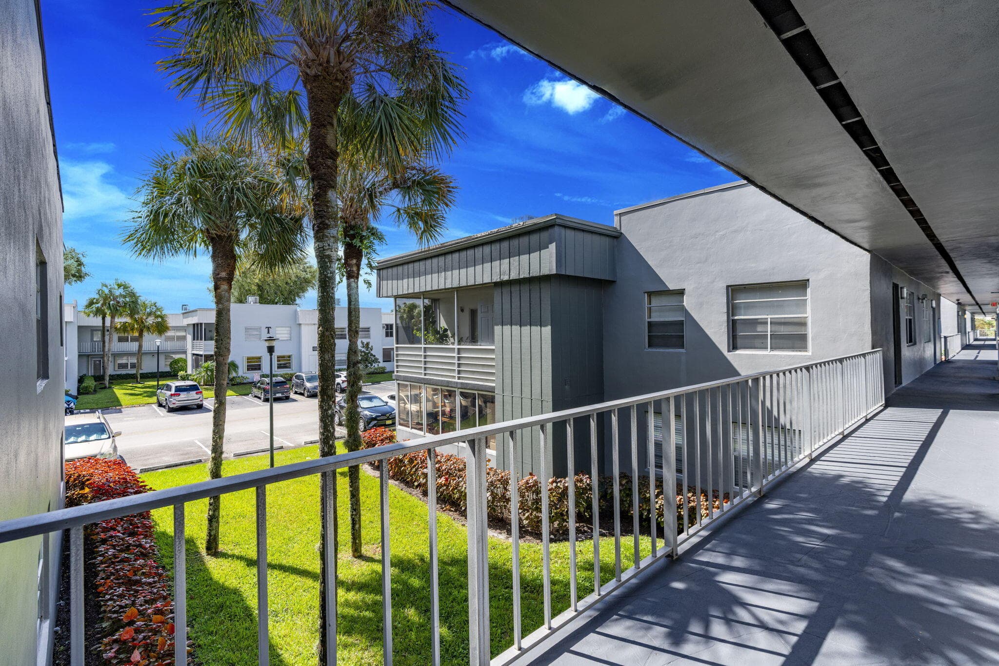 902 Normandy S, Delray Beach, FL 33484 — photo 4 of 54
