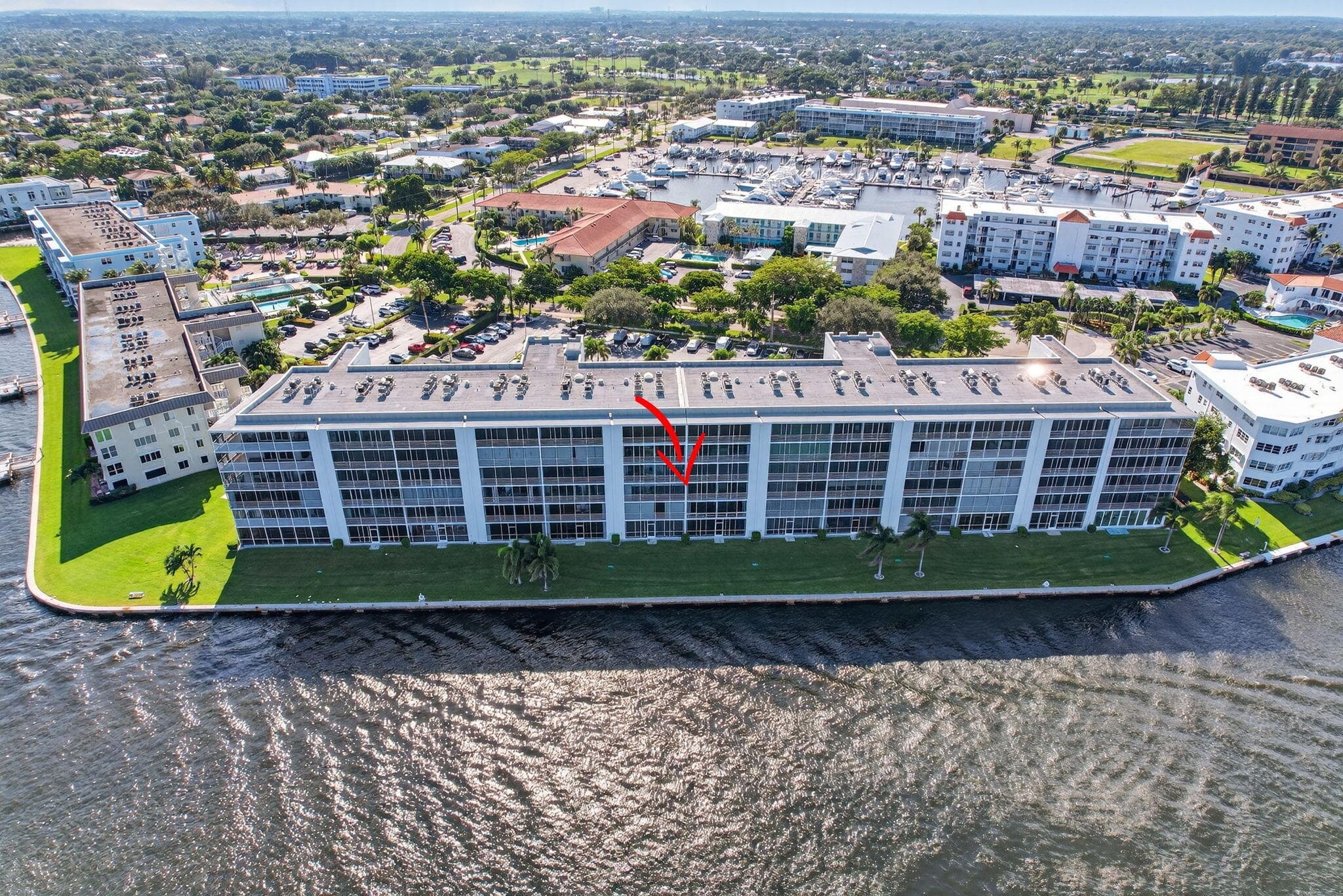 36 Yacht Club Drive 307, North Palm Beach, FL 33408 — photo 2 of 40