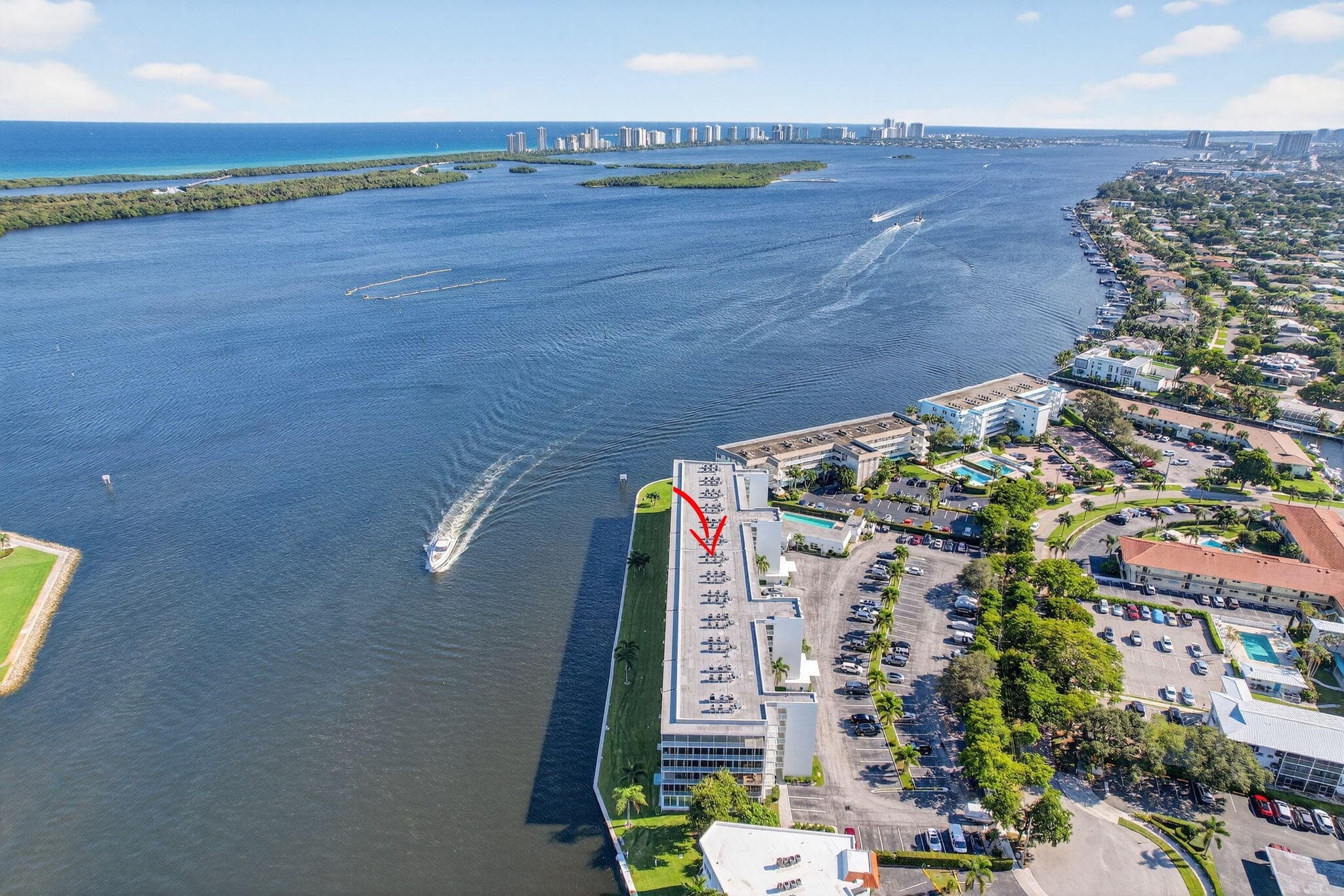 36 Yacht Club Drive 307, North Palm Beach, FL 33408 — photo 37 of 40