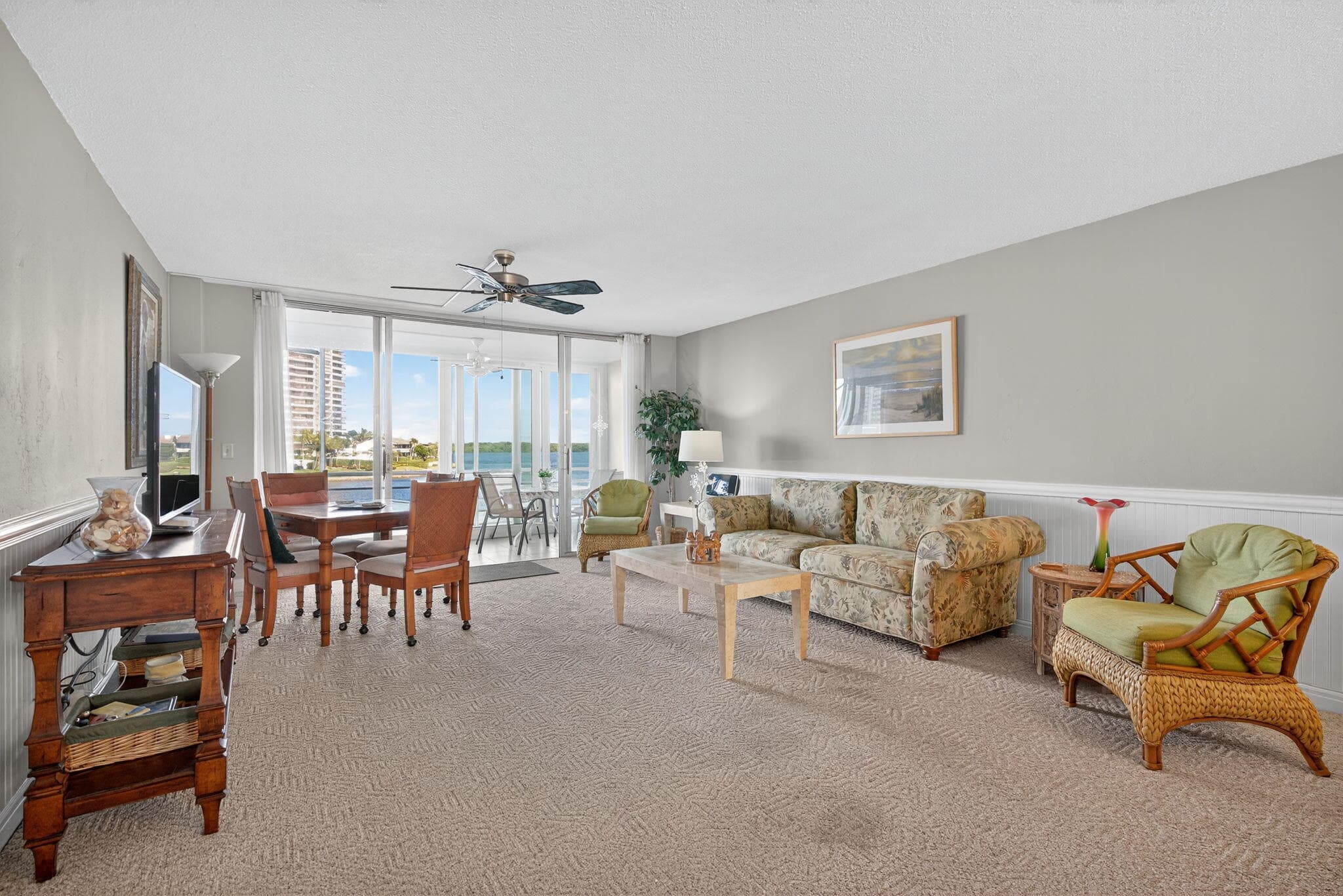 36 Yacht Club Drive 307, North Palm Beach, FL 33408 — photo 4 of 40