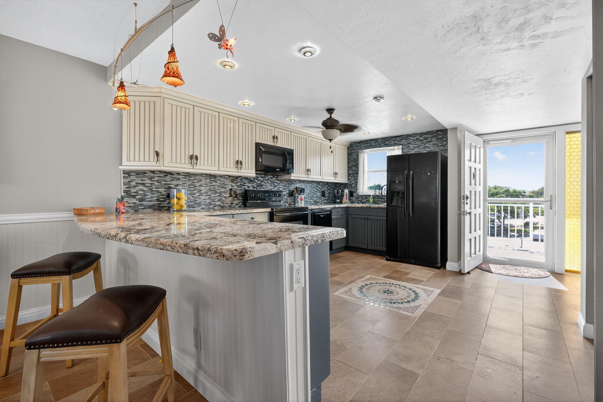 36 Yacht Club Drive 307, North Palm Beach, FL 33408 — photo 6 of 40