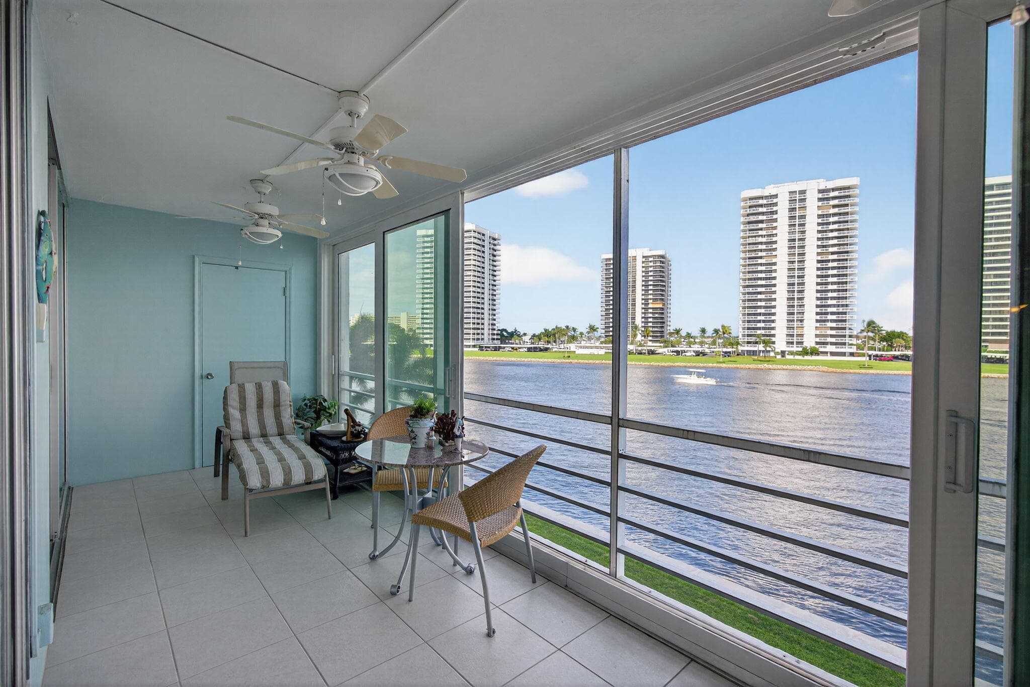 36 Yacht Club Drive 307, North Palm Beach, FL 33408 — photo 23 of 40