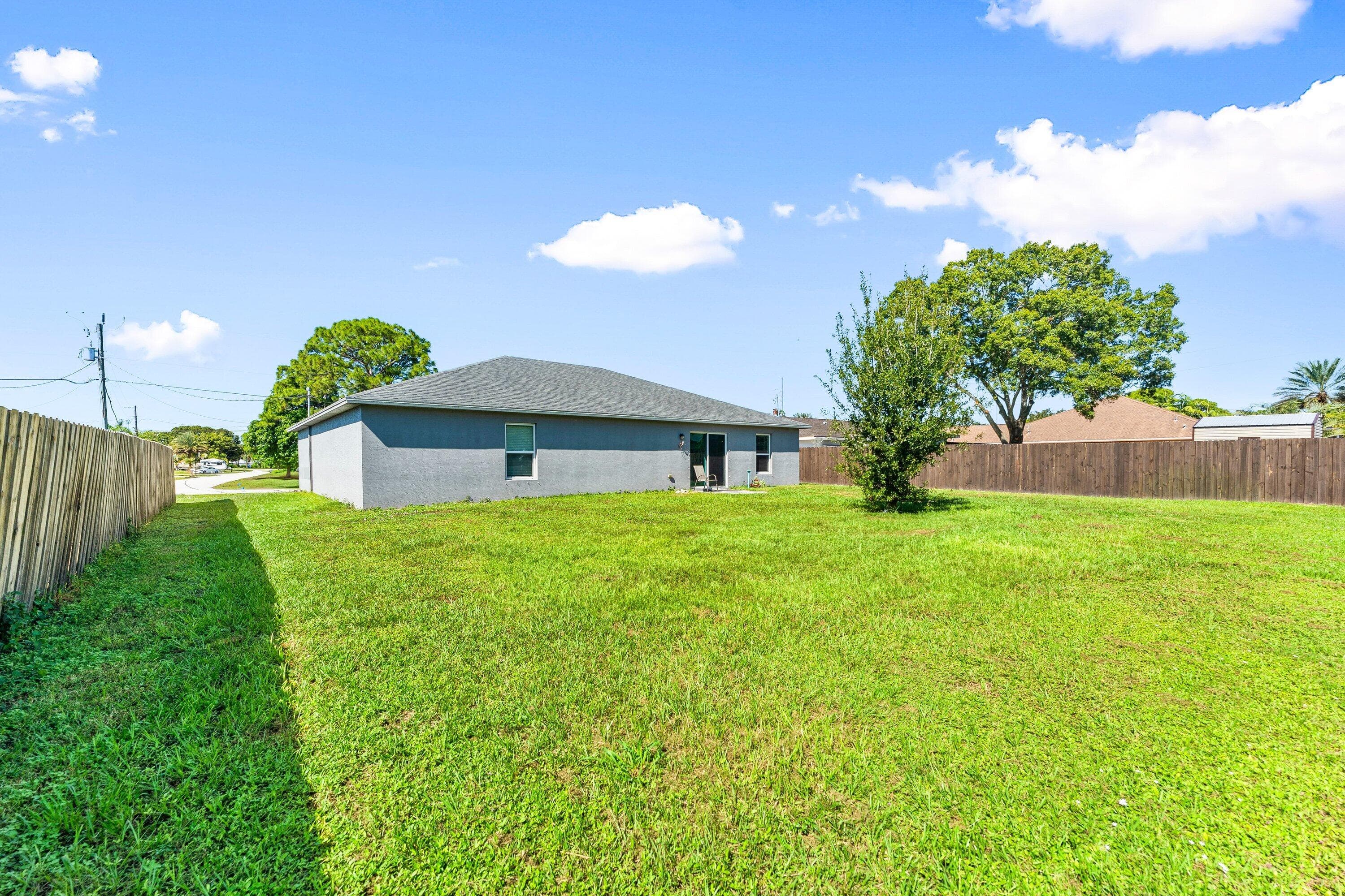 2333 SE Aneci Street, Port St. Lucie, FL 34984 — photo 24 of 27