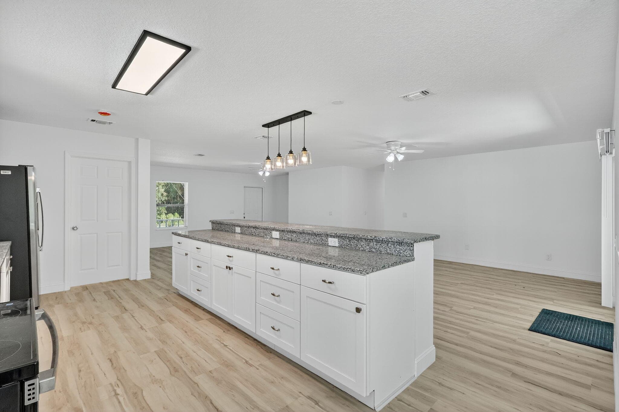 2205 S 33rd S Street, Fort Pierce, FL 34947 — photo 8 of 22