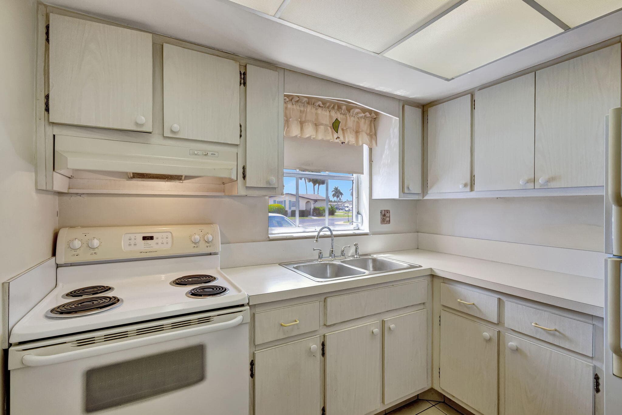 2966 Ashley Dr Drive E I, West Palm Beach, FL 33415 — photo 11 of 26