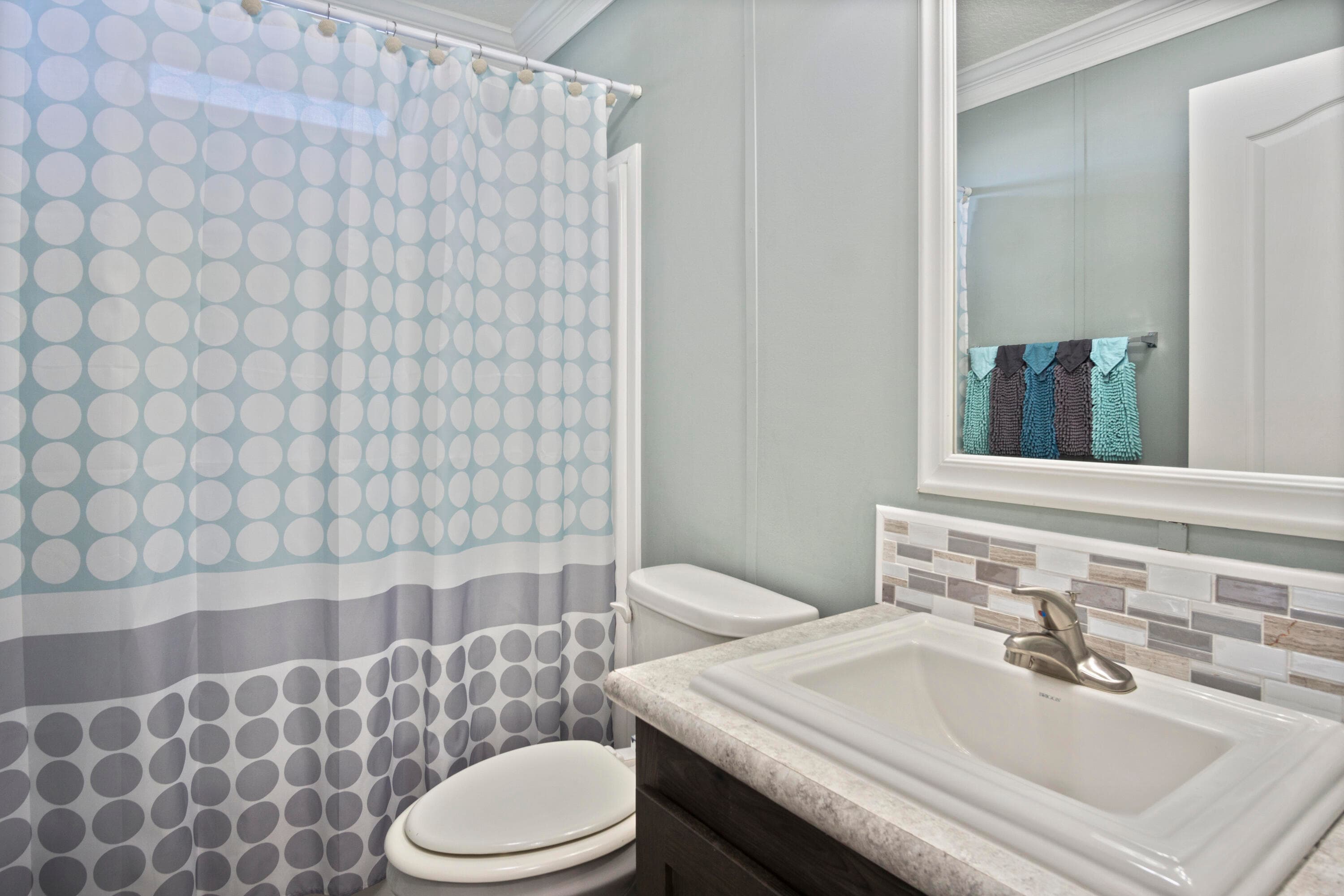 8328 SE Swan Avenue, Hobe Sound, FL 33455 — photo 20 of 36
