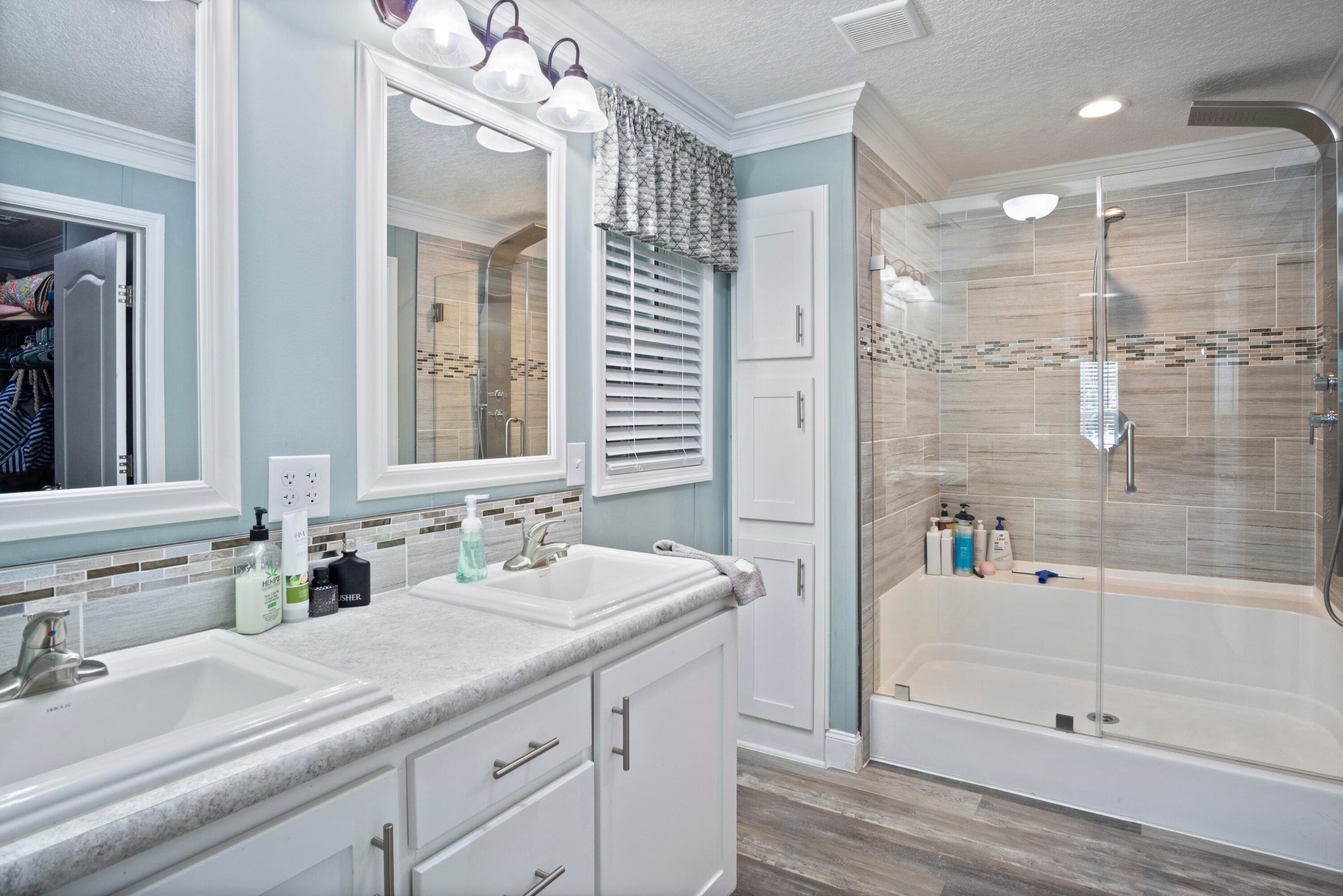 8328 SE Swan Avenue, Hobe Sound, FL 33455 — photo 26 of 36