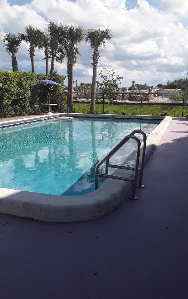 1400 NW 45th Street B7, Deerfield Beach, FL 33064 — photo 35 of 37