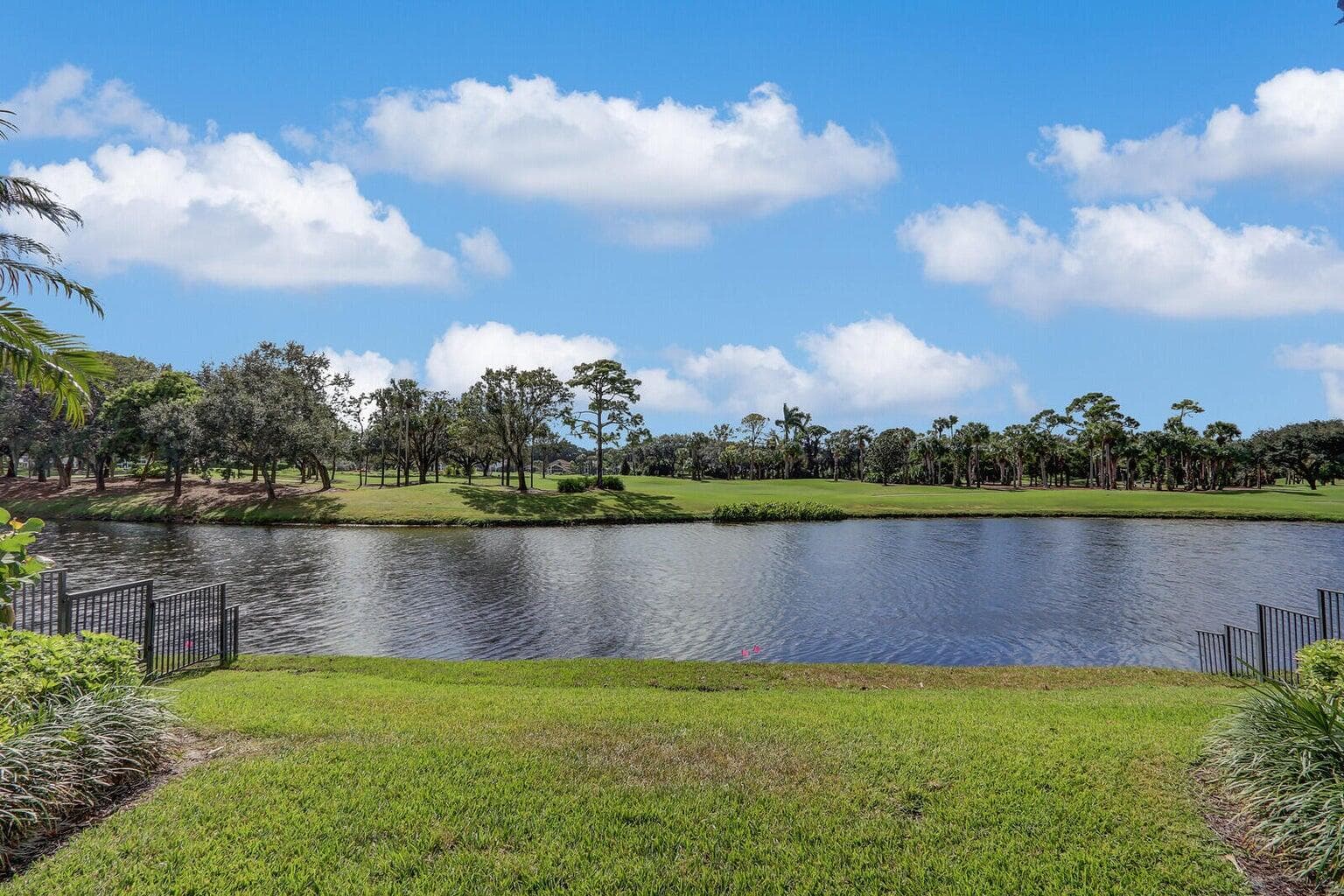 13315 Provence Drive, Palm Beach Gardens, FL 33410 — photo 5 of 35