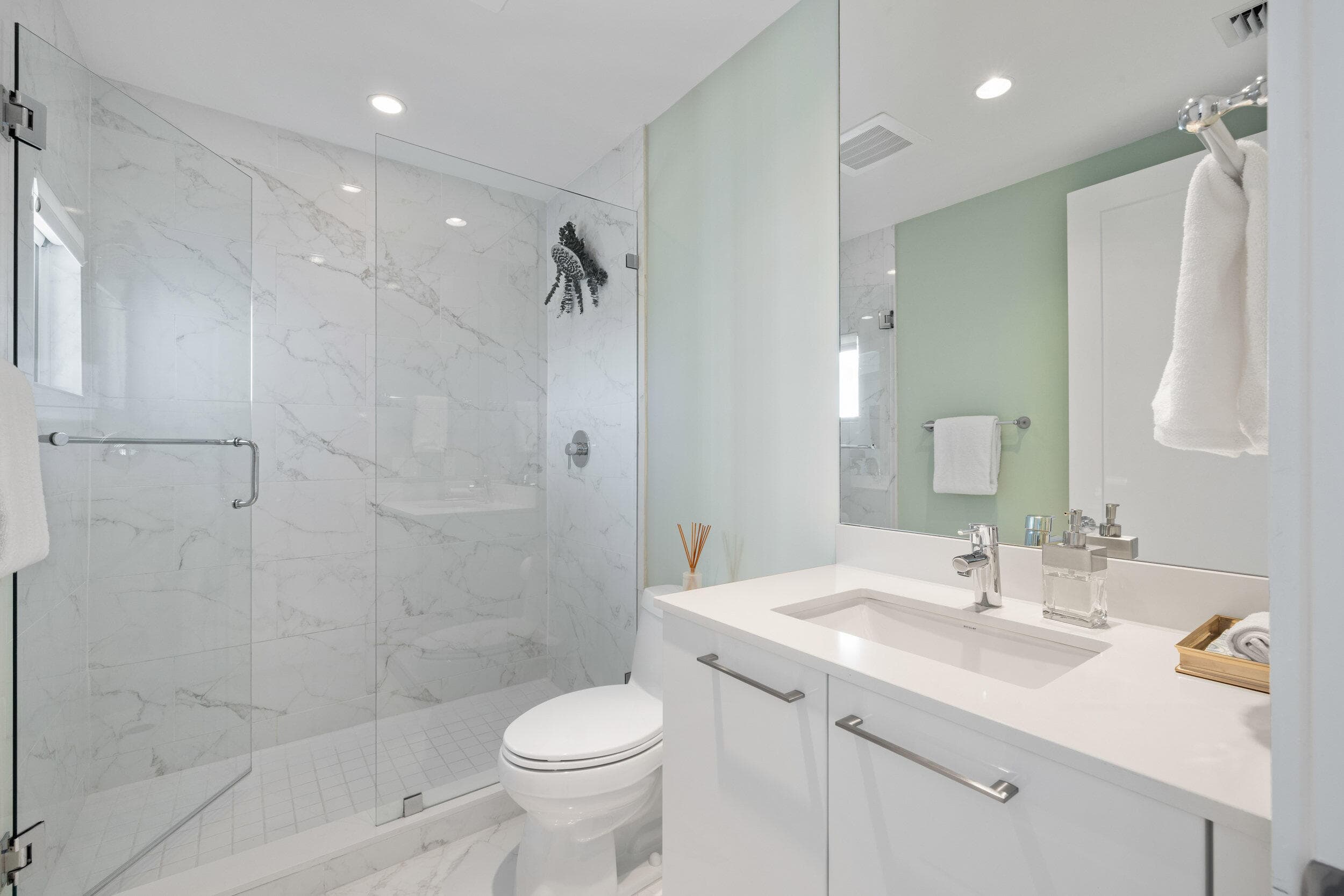 2 Water Club Way 1003, North Palm Beach, FL 33408 — photo 20 of 37