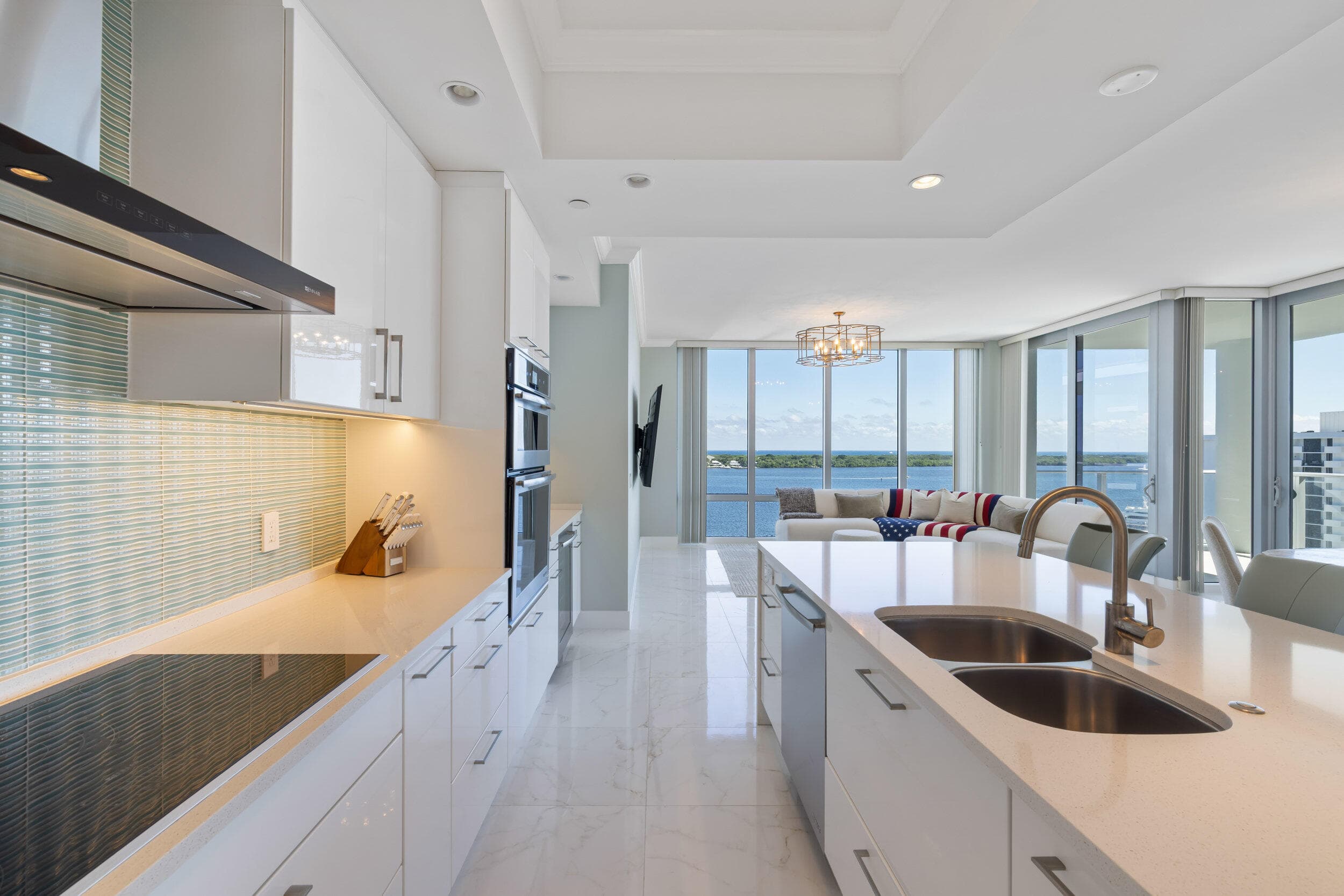 2 Water Club Way 1003, North Palm Beach, FL 33408 — photo 6 of 37