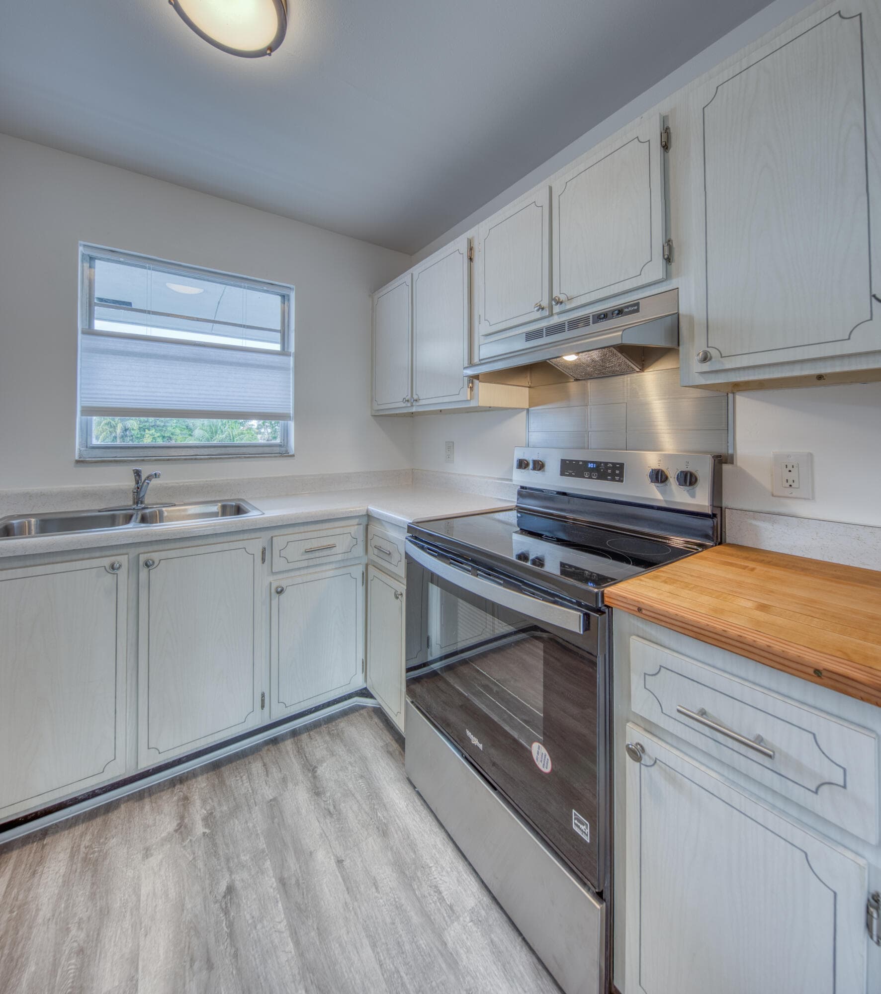 420 W Palm Street 24, Lantana, FL 33462 — photo 4 of 9