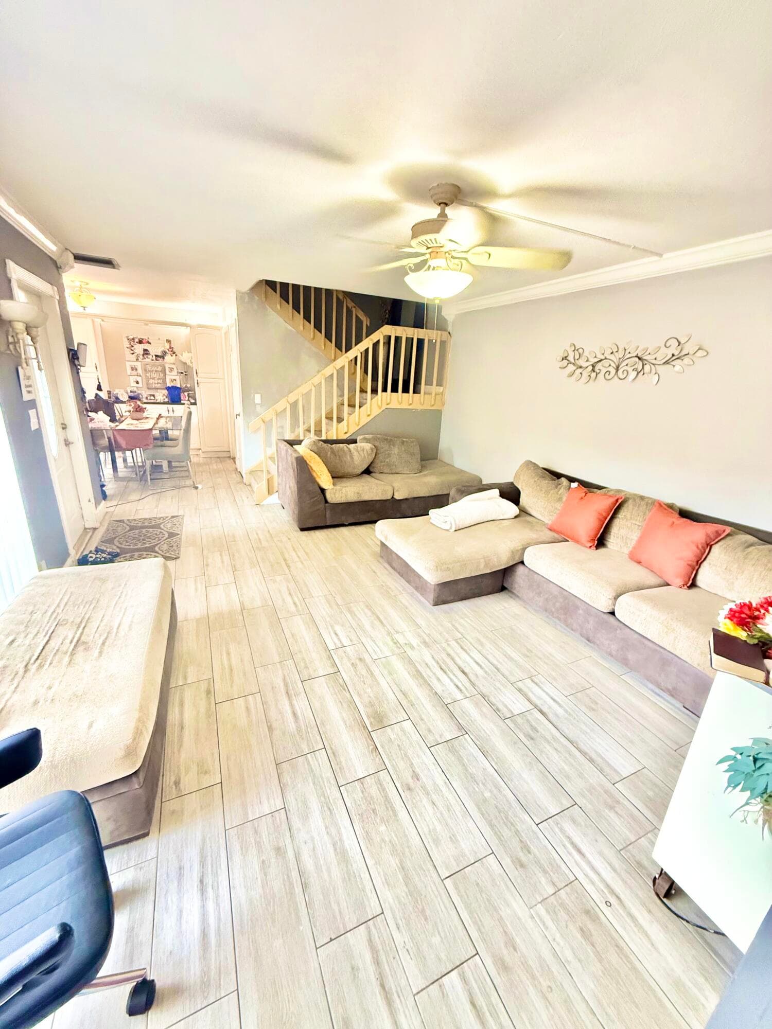 711 Springdale Circle, Palm Springs, FL 33461 — photo 7 of 11