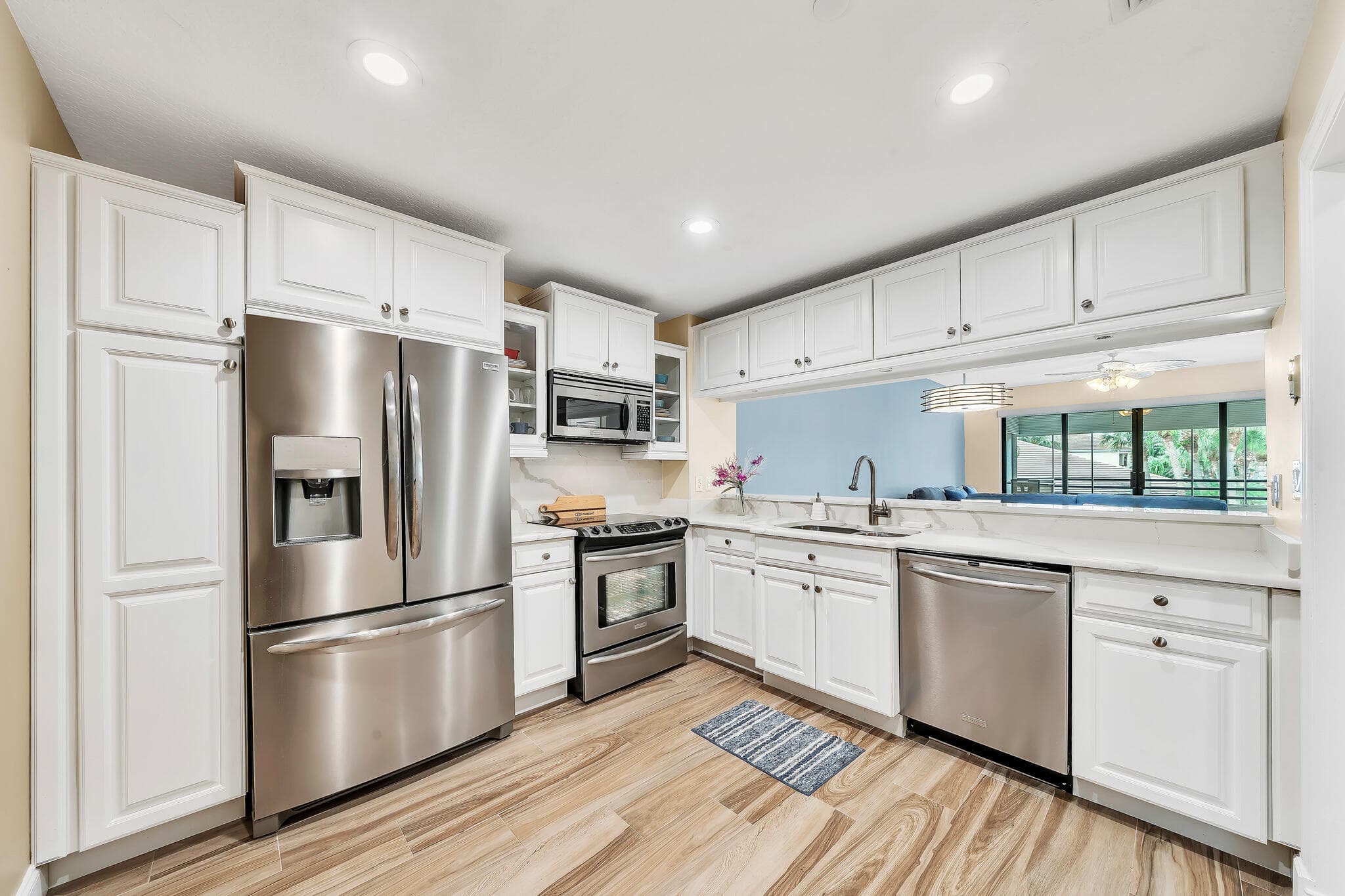 827 Oak Harbour Drive, Juno Beach, FL 33408 — photo 10 of 66