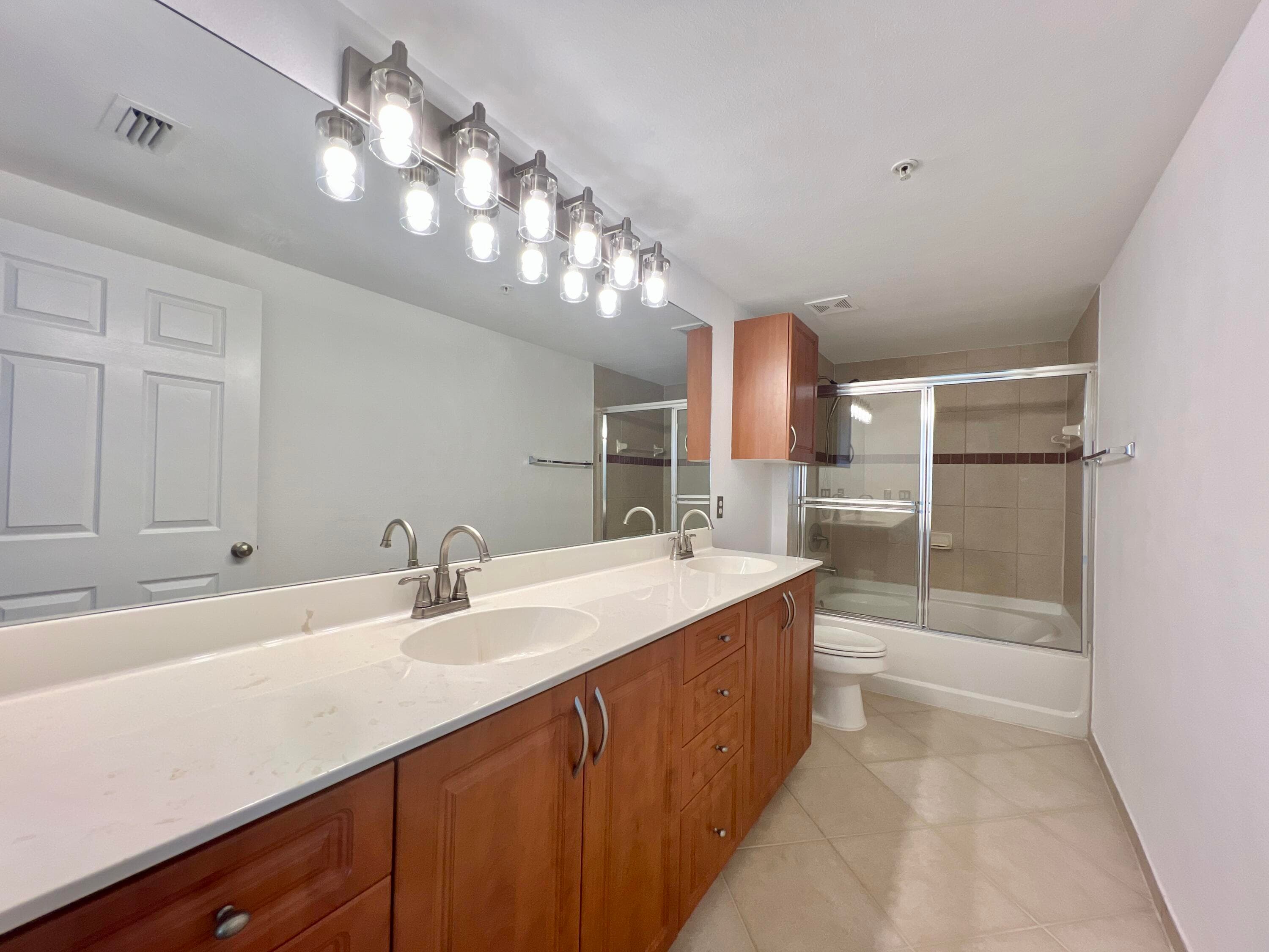 6450 Emerald Dunes Drive 301, West Palm Beach, FL 33411 — photo 9 of 13
