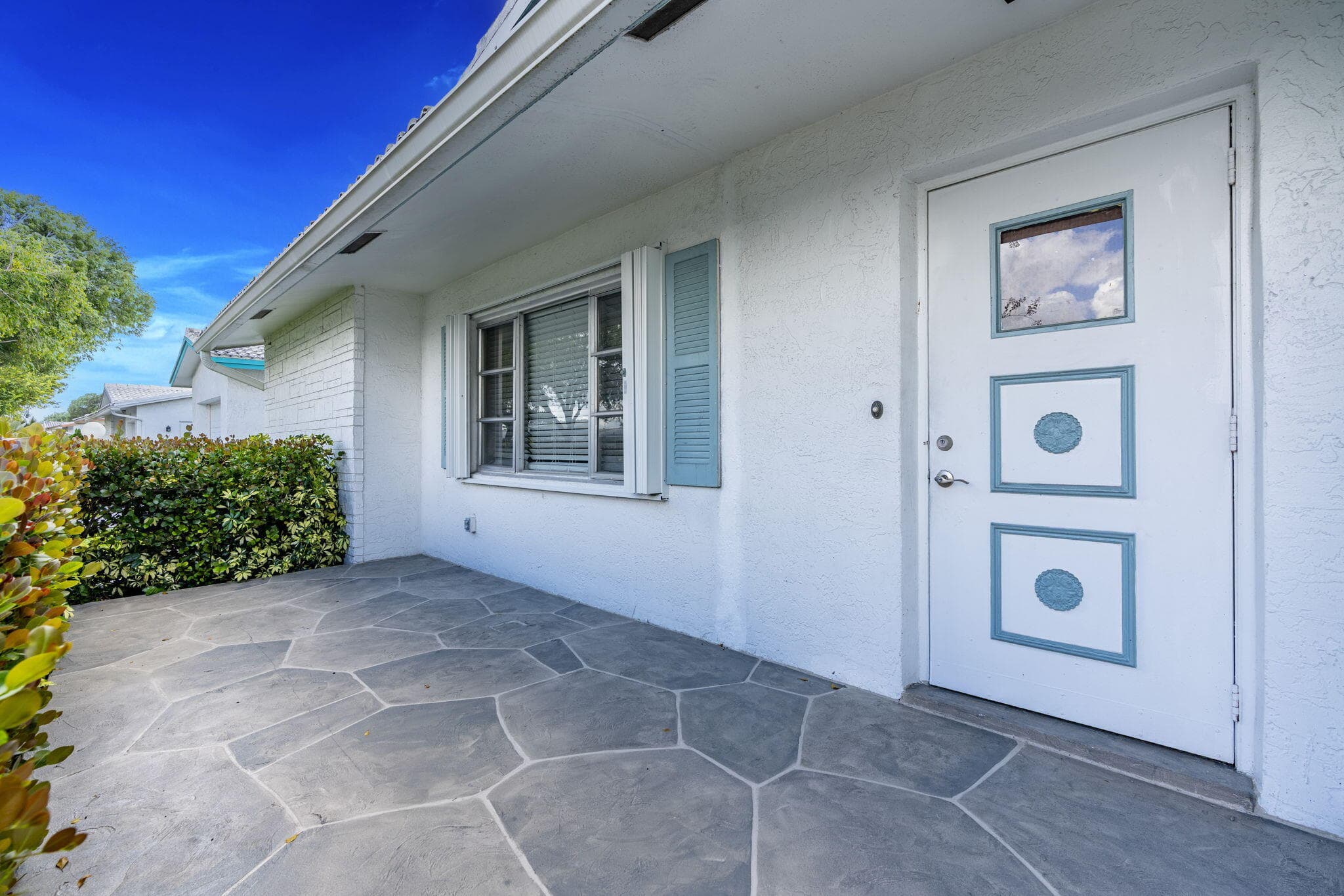 1141 NW 90th Way, Plantation, FL 33322 — photo 5 of 75