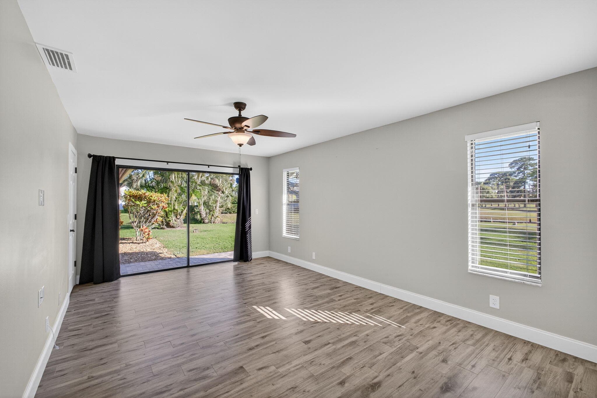 13302 Touchstone Place, Palm Beach Gardens, FL 33418 — photo 13 of 47